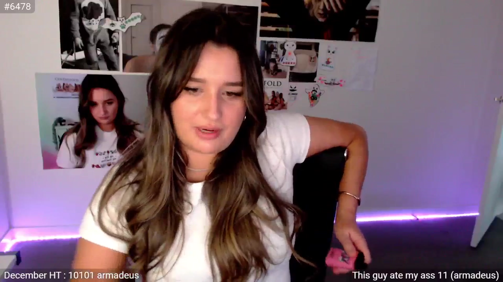 Gallery image thumbnail from StonksRoom's myfreecams stream on, 01/08/2025, 08:37 image 17 of 20