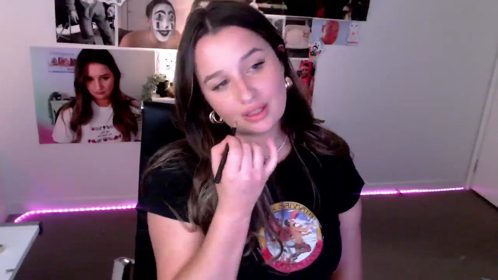 Gallery image thumbnail from StonksRoom's myfreecams stream on, 01/16/2025, 10:55 image 7 of 20
