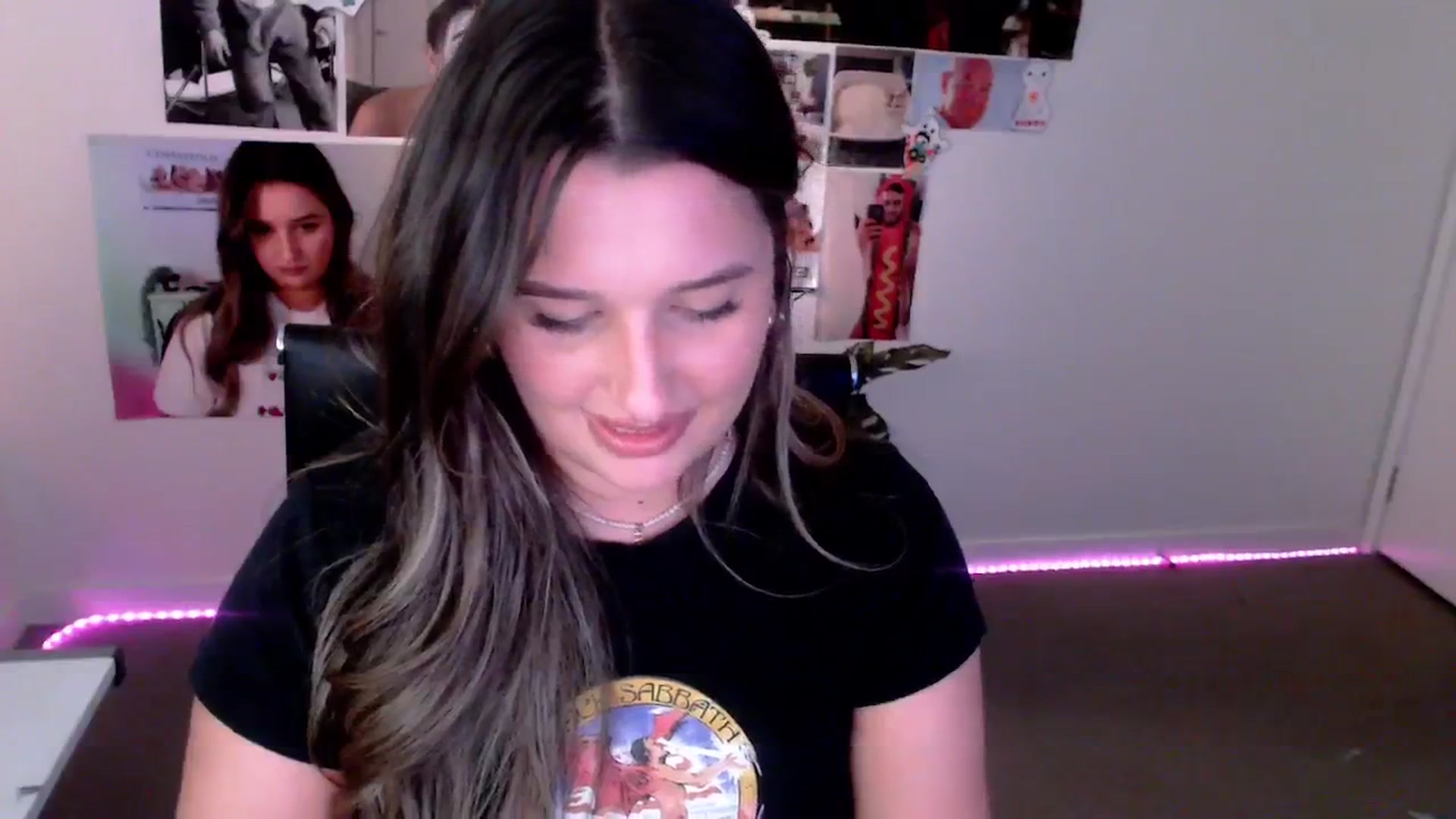 Gallery image thumbnail from StonksRoom's myfreecams stream on, 01/16/2025, 10:55 image 10 of 20
