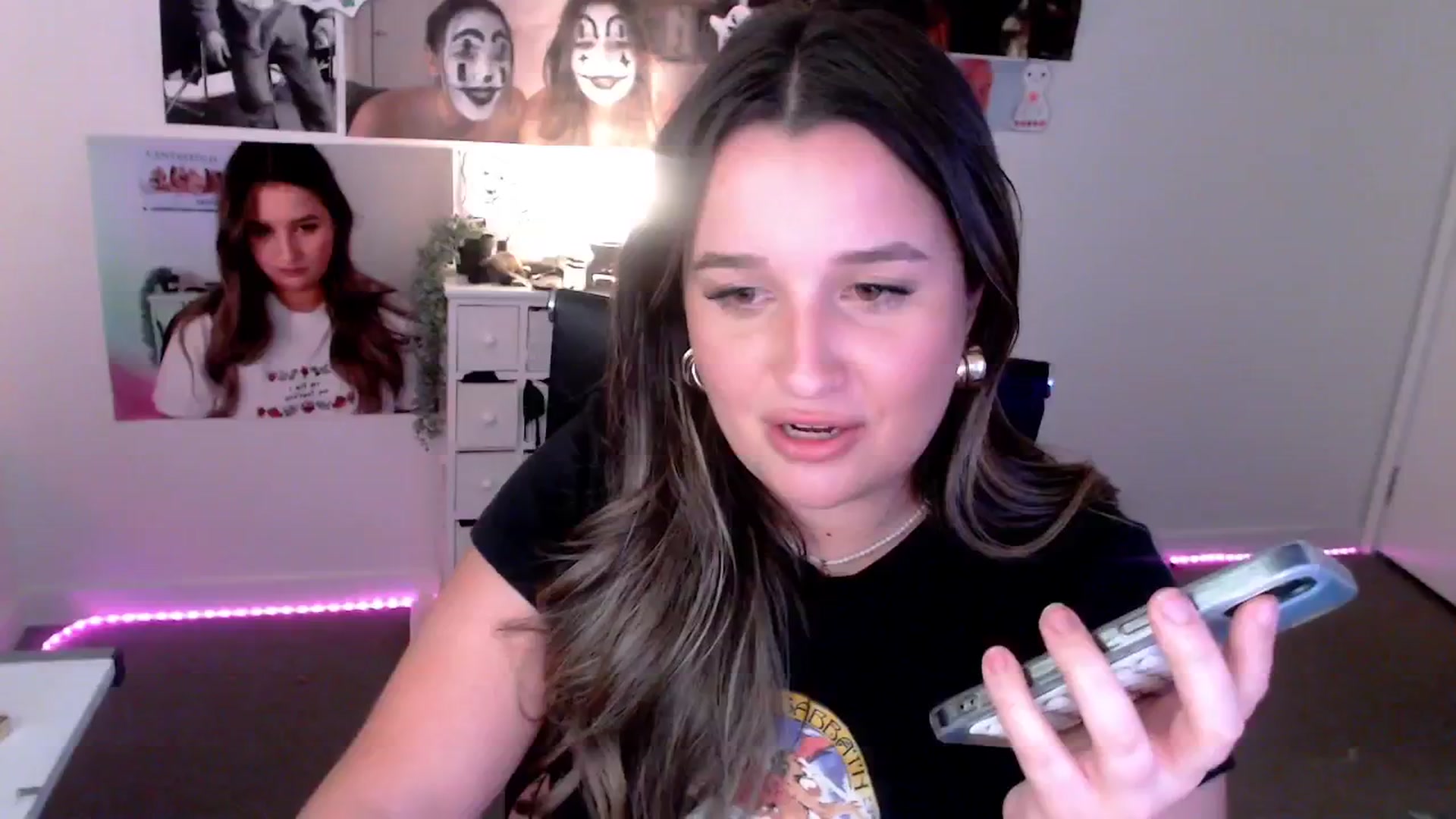Gallery image thumbnail from StonksRoom's myfreecams stream on, 01/16/2025, 10:55 image 1 of 20