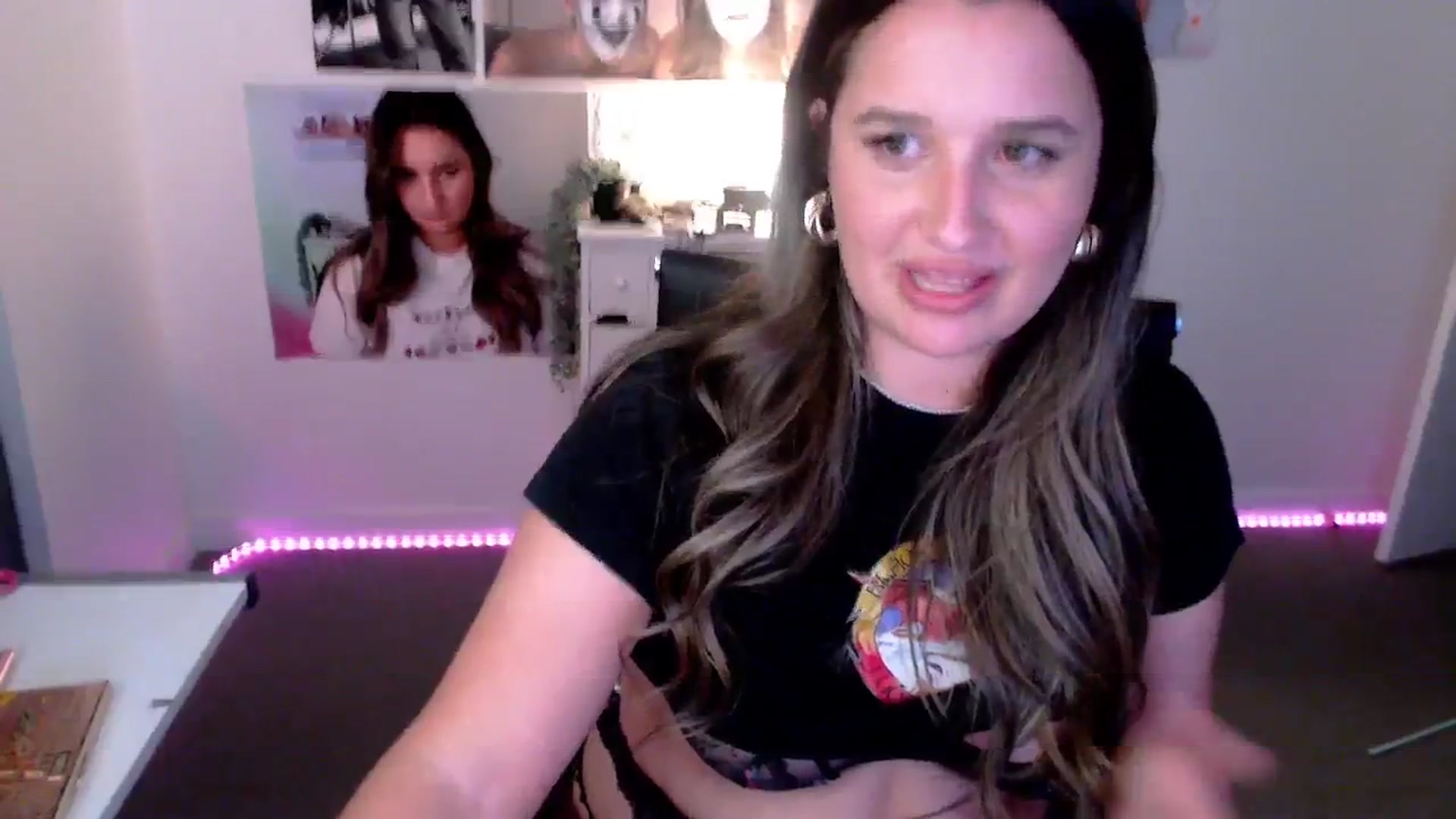 Gallery image thumbnail from StonksRoom's myfreecams stream on, 01/16/2025, 10:55 image 19 of 20