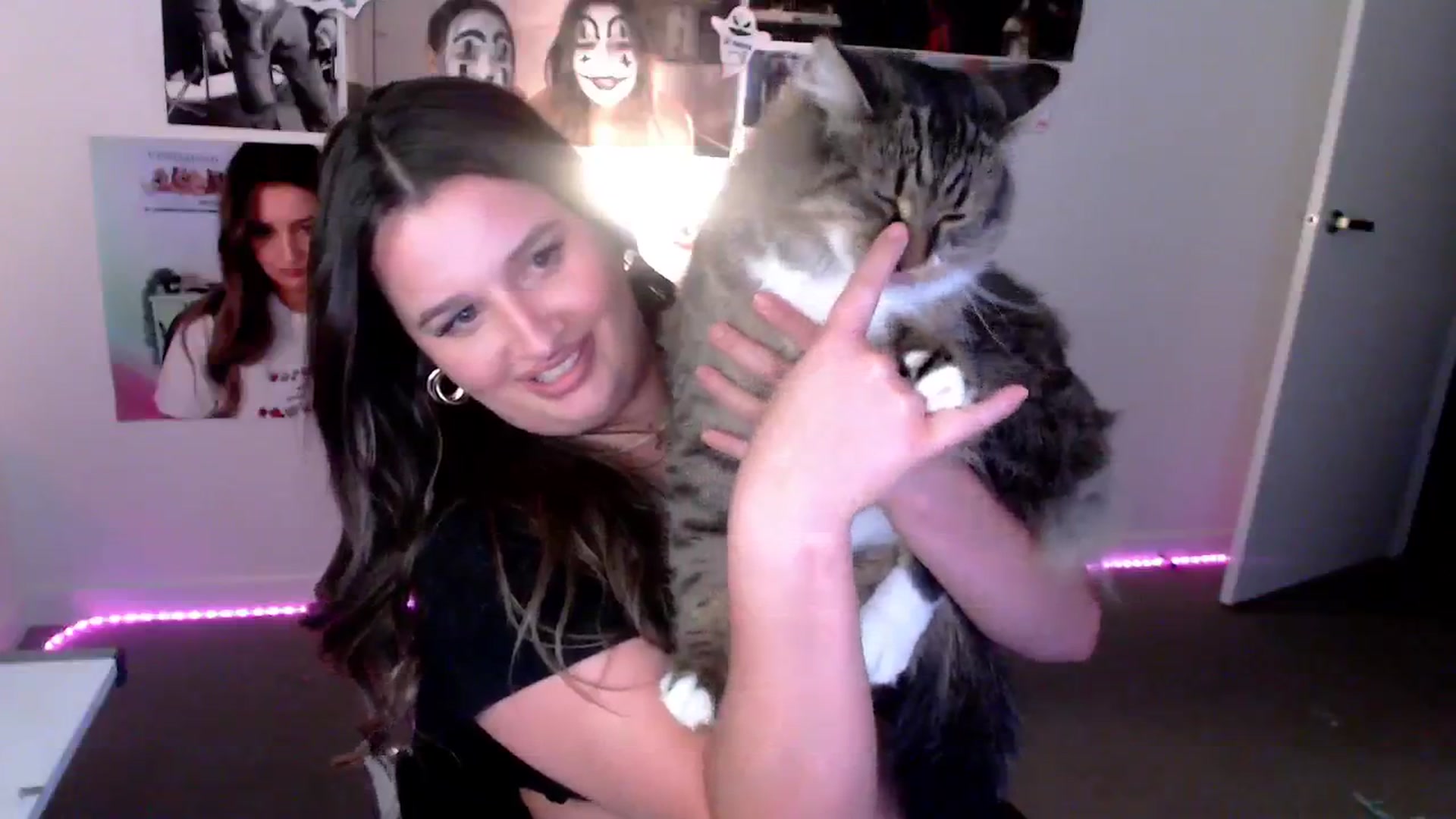 Gallery image thumbnail from StonksRoom's myfreecams stream on, 01/16/2025, 10:55 image 12 of 20