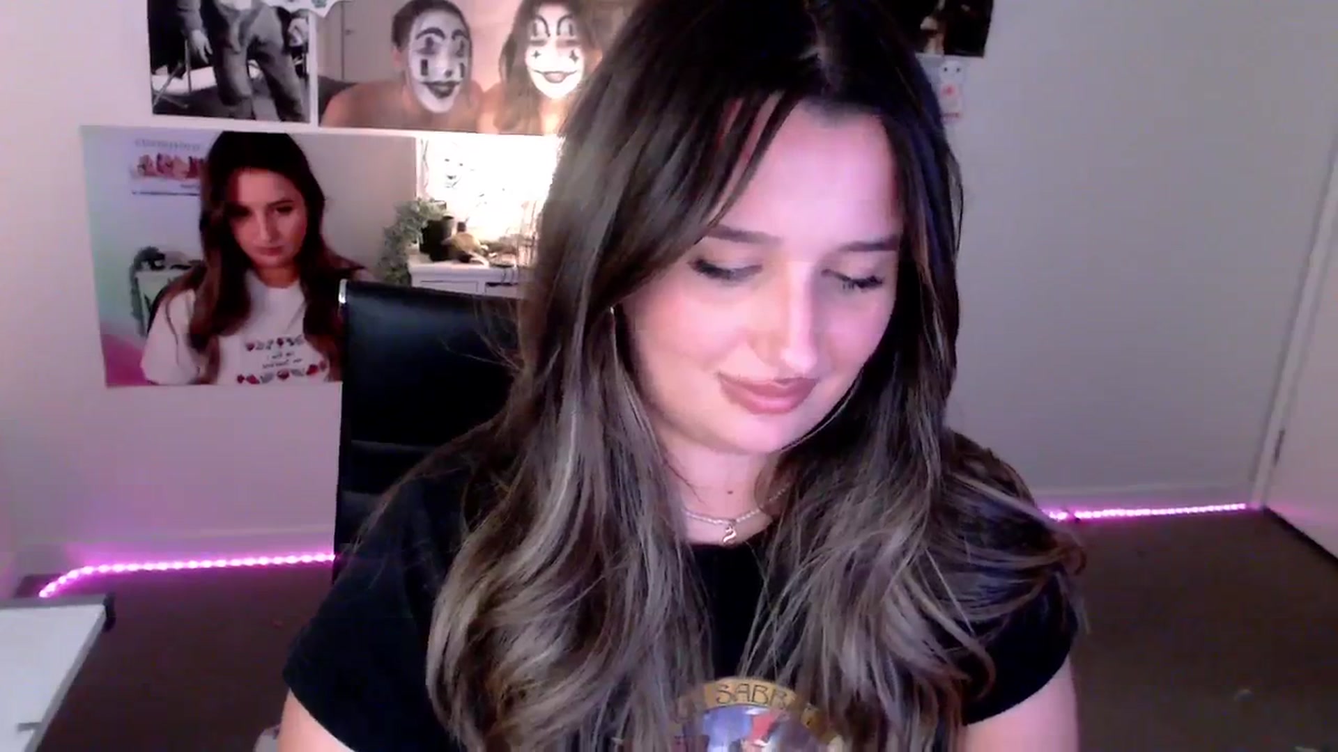 Gallery image thumbnail from StonksRoom's myfreecams stream on, 01/16/2025, 10:55 image 9 of 20