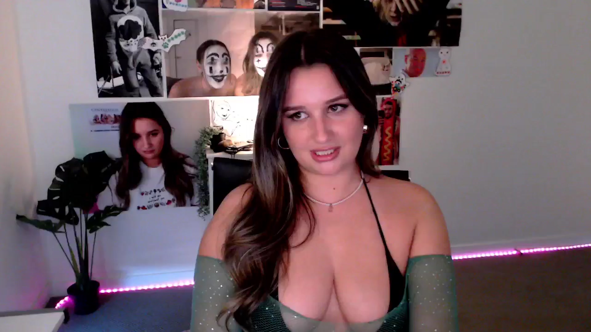 Gallery image thumbnail from StonksRoom's myfreecams stream on, 01/24/2025, 14:42 image 4 of 20
