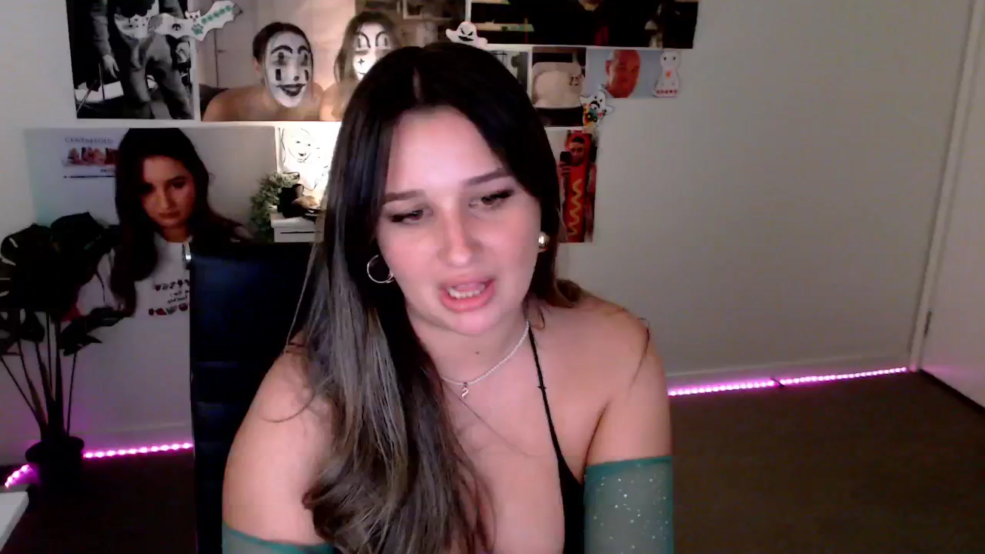 Gallery image thumbnail from StonksRoom's myfreecams stream on, 01/24/2025, 15:04 image 19 of 20