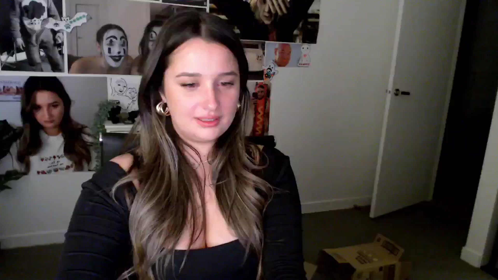Gallery image thumbnail from StonksRoom's myfreecams stream on, 01/31/2025, 13:28 image 10 of 20