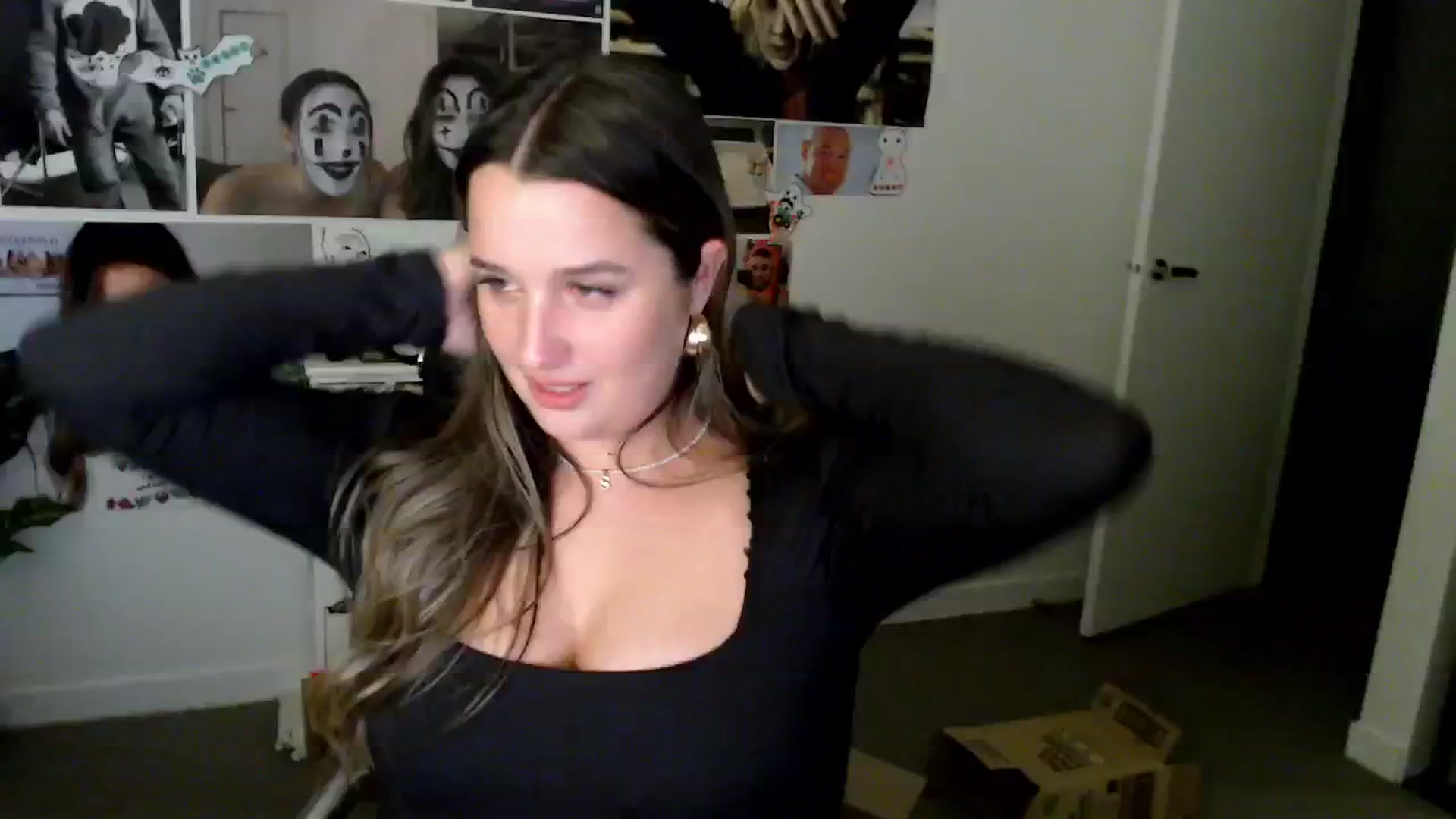 Gallery image thumbnail from StonksRoom's myfreecams stream on, 01/31/2025, 13:28 image 13 of 20