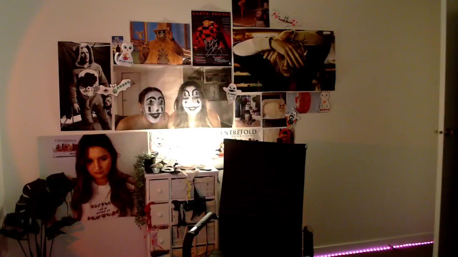 Gallery image thumbnail from StonksRoom's myfreecams stream on, 02/07/2025, 10:42 image 4 of 20