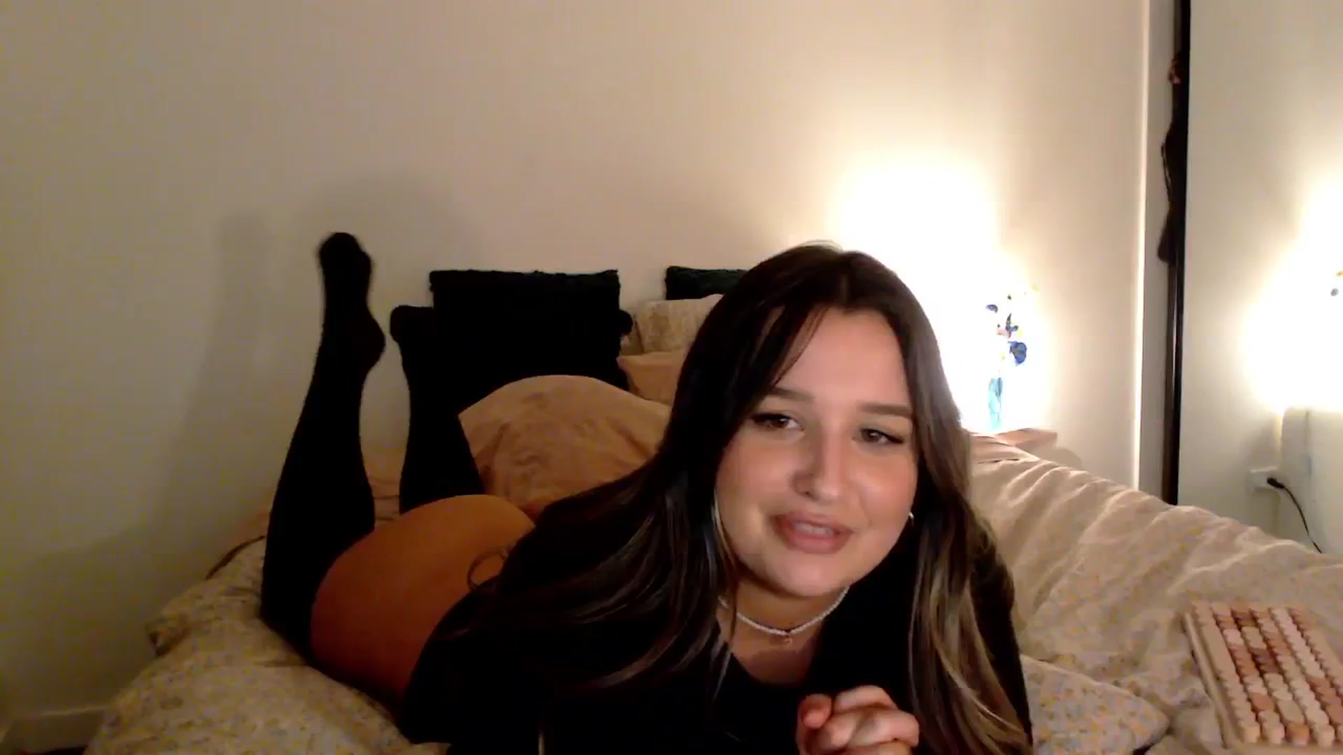 Gallery image thumbnail from StonksRoom's myfreecams stream on, 03/05/2025, 09:28 image 16 of 20