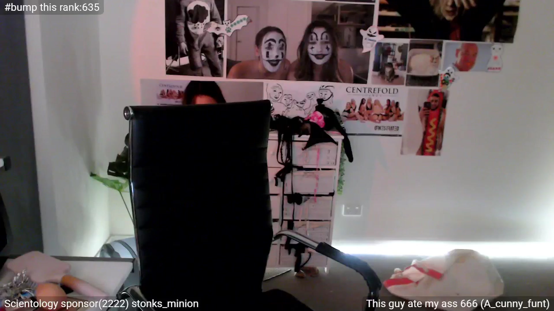 Gallery image thumbnail from StonksRoom's myfreecams stream on, 03/28/2025, 16:59 image 7 of 20