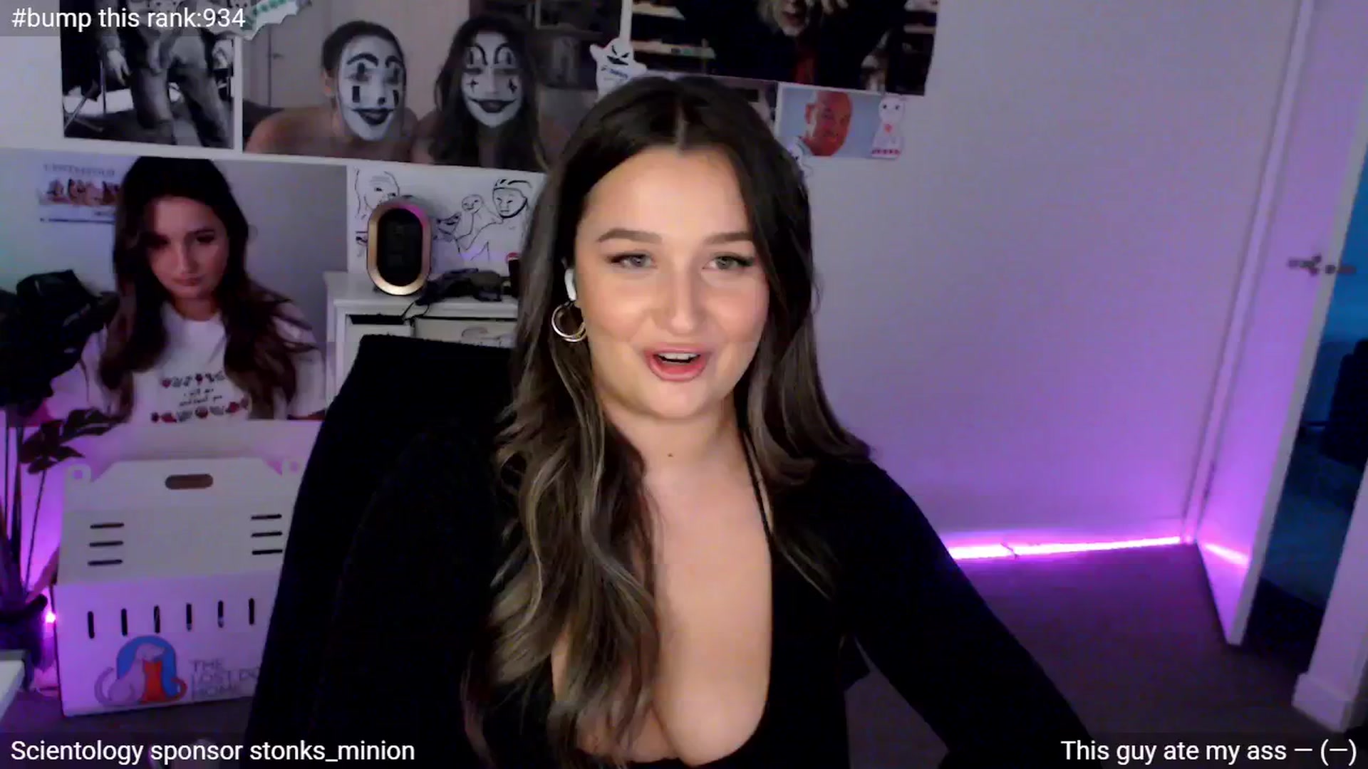 Gallery image thumbnail from StonksRoom's myfreecams stream on, 04/20/2025, 10:08 image 1 of 20