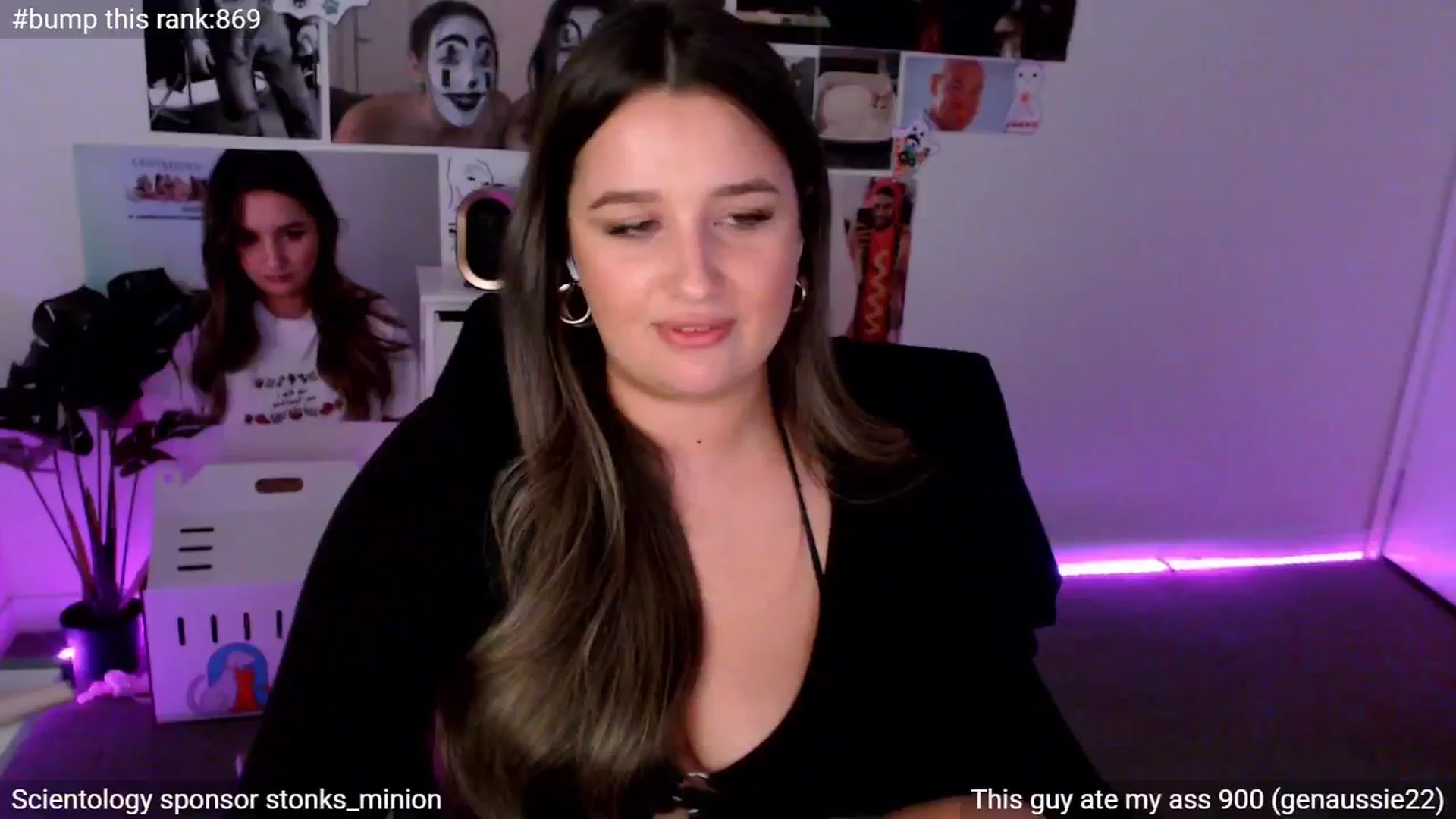 Gallery image thumbnail from StonksRoom's myfreecams stream on, 04/20/2025, 13:25 image 17 of 20