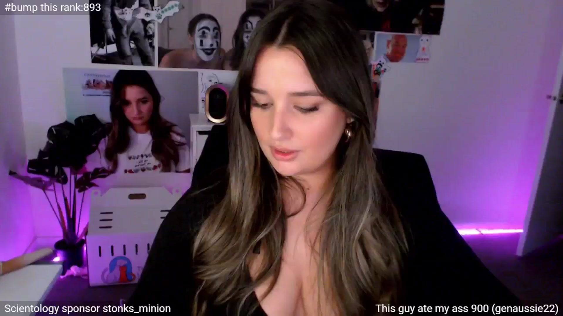 Gallery image thumbnail from StonksRoom's myfreecams stream on, 04/20/2025, 13:25 image 8 of 20