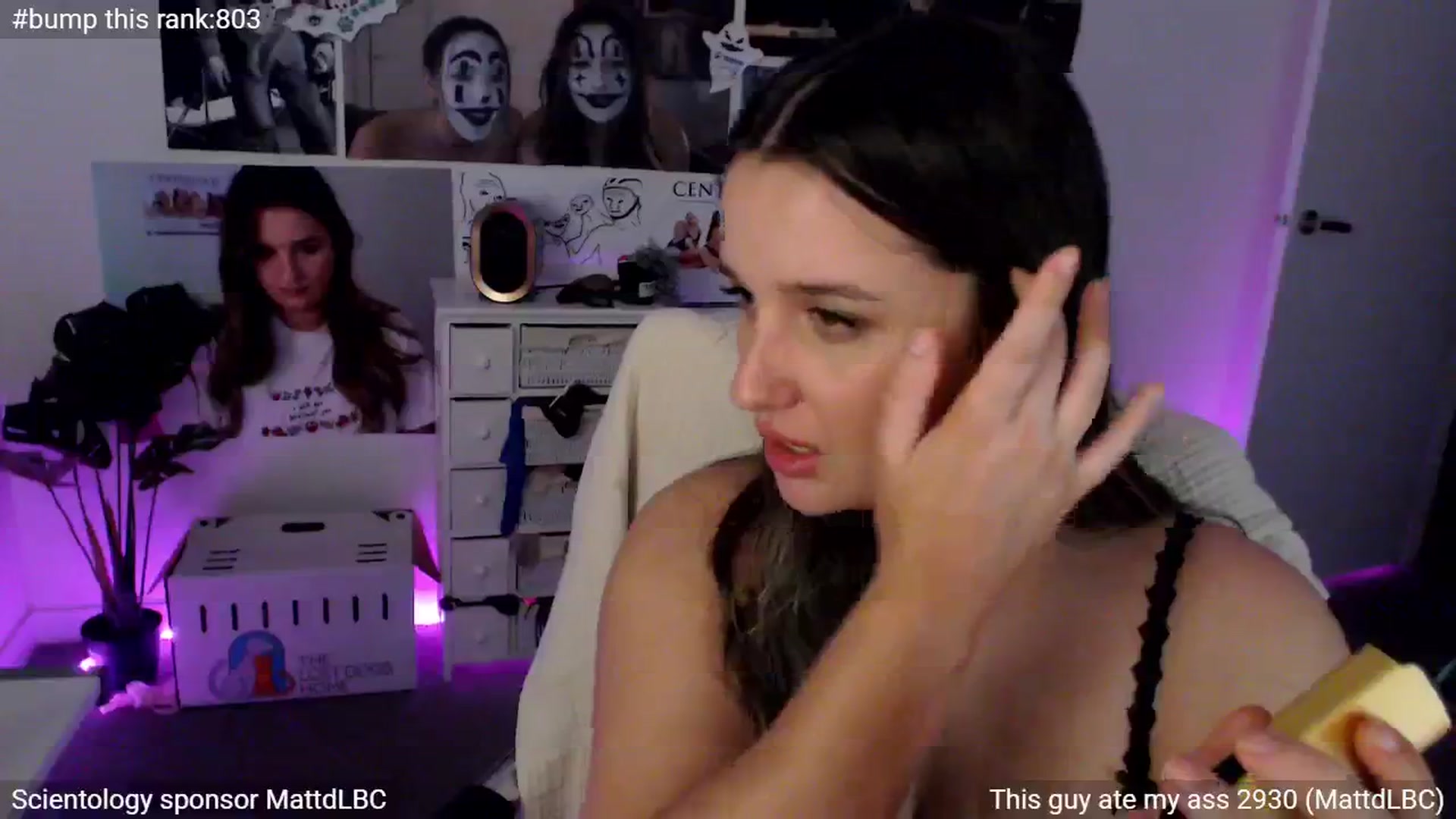 Gallery image thumbnail from StonksRoom's myfreecams stream on, 04/24/2025, 14:01 image 11 of 20