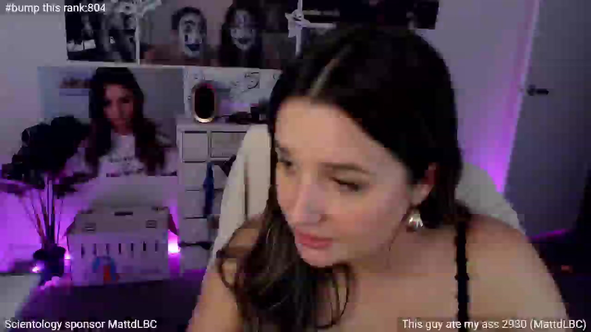 Gallery image thumbnail from StonksRoom's myfreecams stream on, 04/24/2025, 14:01 image 13 of 20