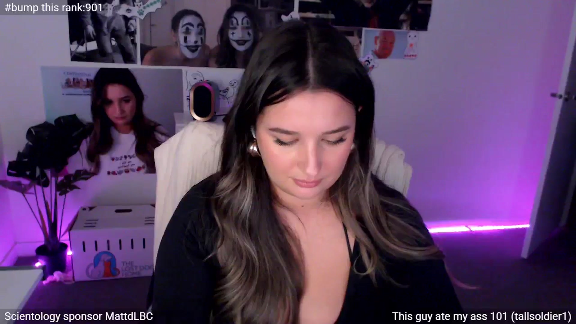 Gallery image thumbnail from StonksRoom's myfreecams stream on, 04/26/2025, 13:43 image 2 of 20