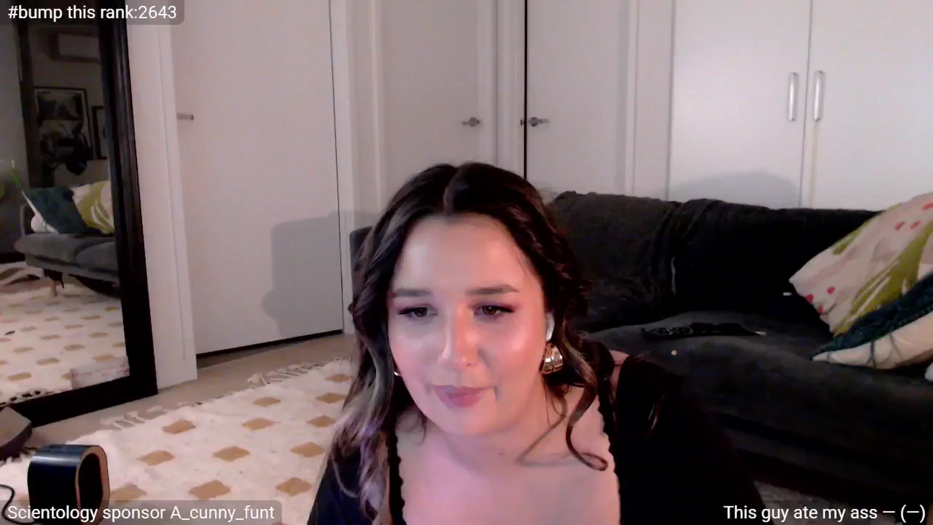 Gallery image thumbnail from StonksRoom's myfreecams stream on, 05/13/2025, 09:15 image 4 of 20