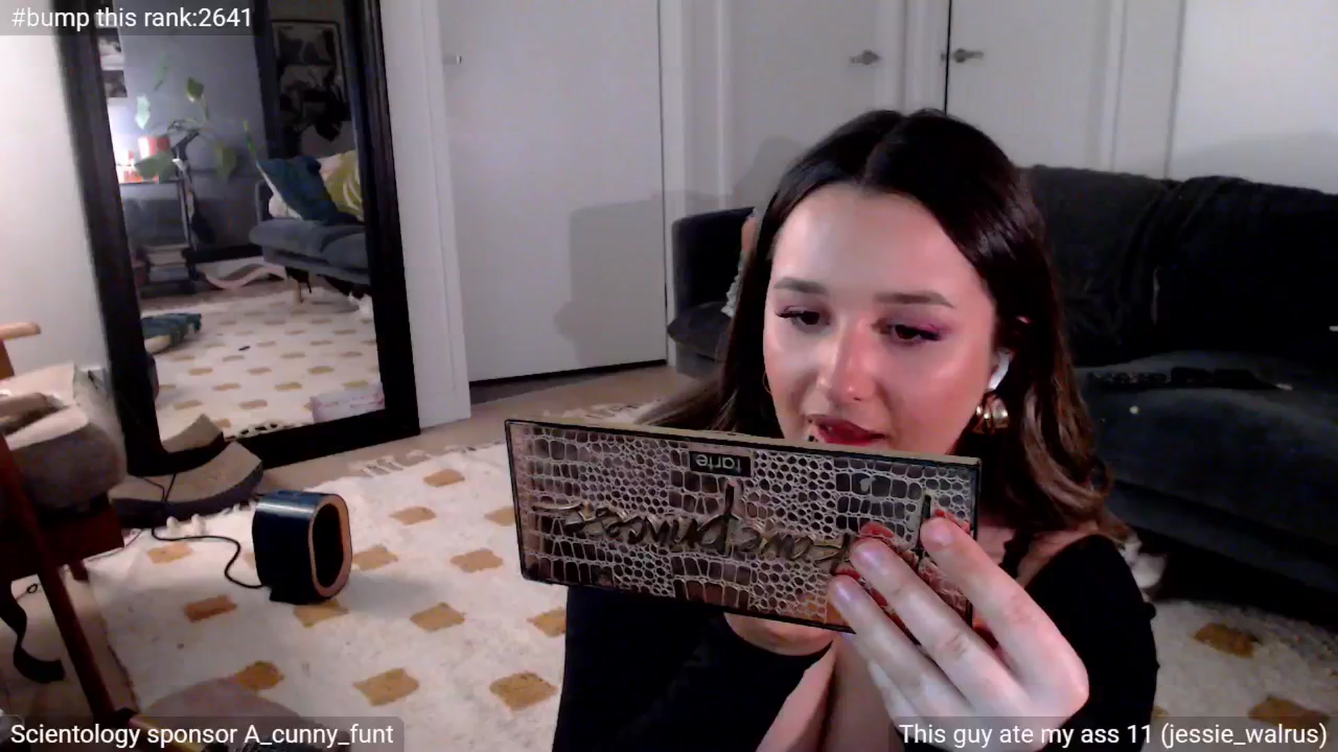 Gallery image thumbnail from StonksRoom's myfreecams stream on, 05/13/2025, 09:15 image 20 of 20