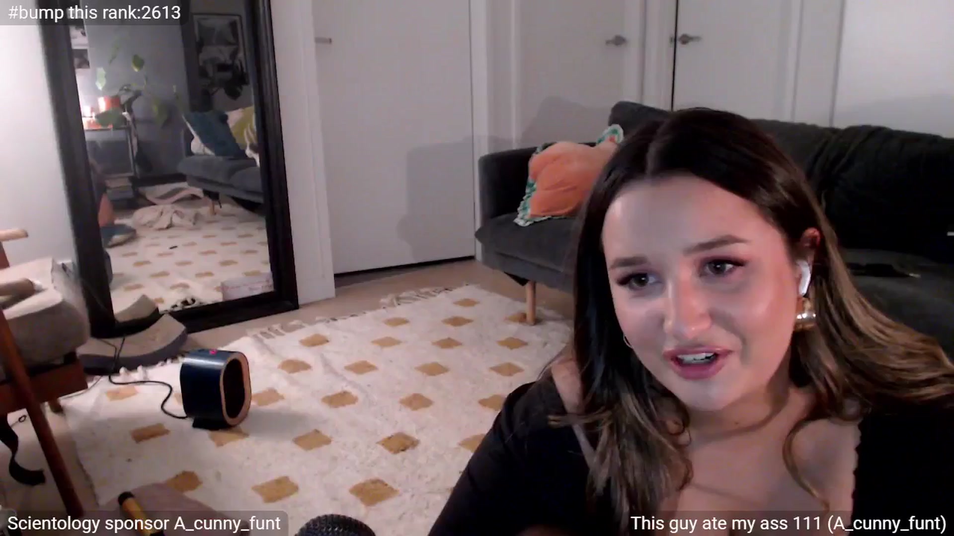 Gallery image thumbnail from StonksRoom's myfreecams stream on, 05/13/2025, 10:01 image 5 of 20