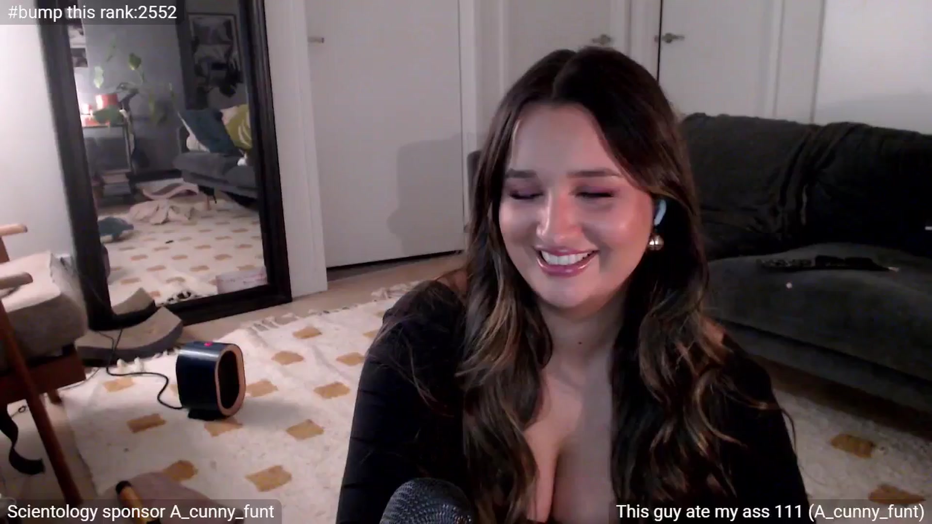 Gallery image thumbnail from StonksRoom's myfreecams stream on, 05/13/2025, 10:01 image 15 of 20