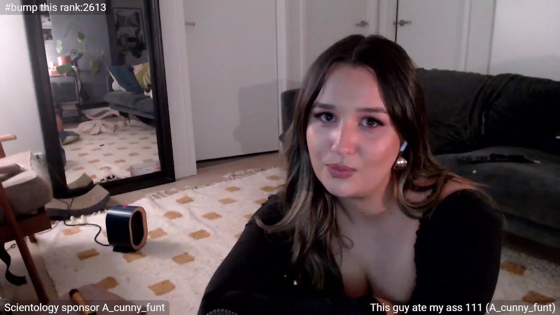 Gallery image thumbnail from StonksRoom's myfreecams stream on, 05/13/2025, 10:01 image 6 of 20