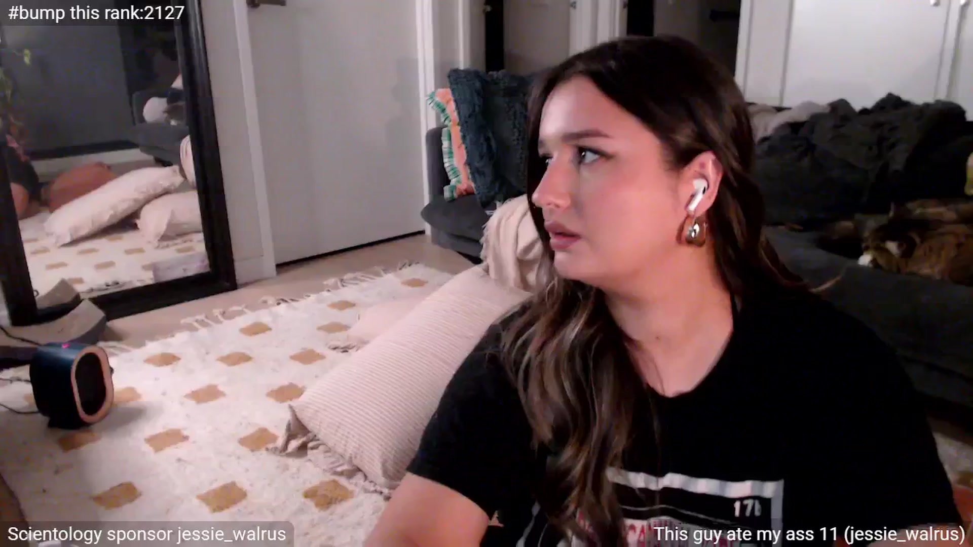 Gallery image thumbnail from StonksRoom's myfreecams stream on, 05/15/2025, 09:48 image 19 of 20