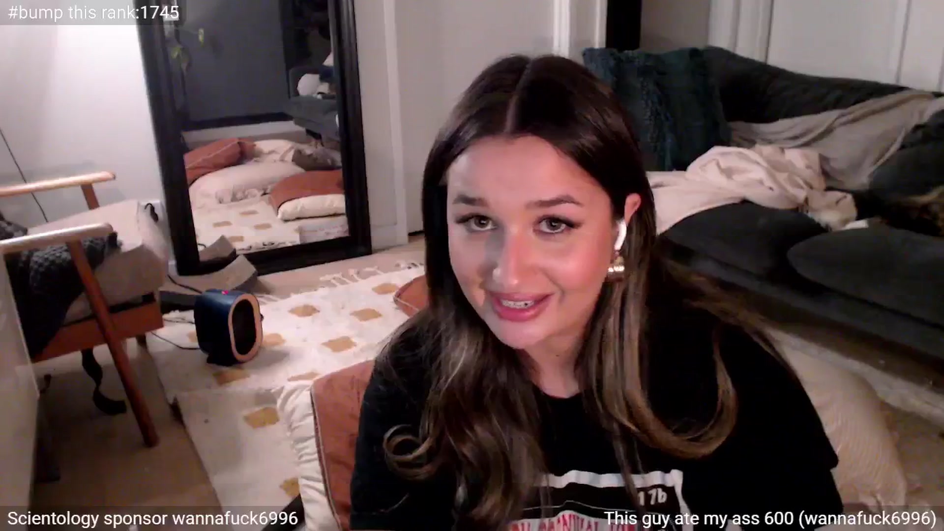Gallery image thumbnail from StonksRoom's myfreecams stream on, 05/15/2025, 11:38 image 13 of 20