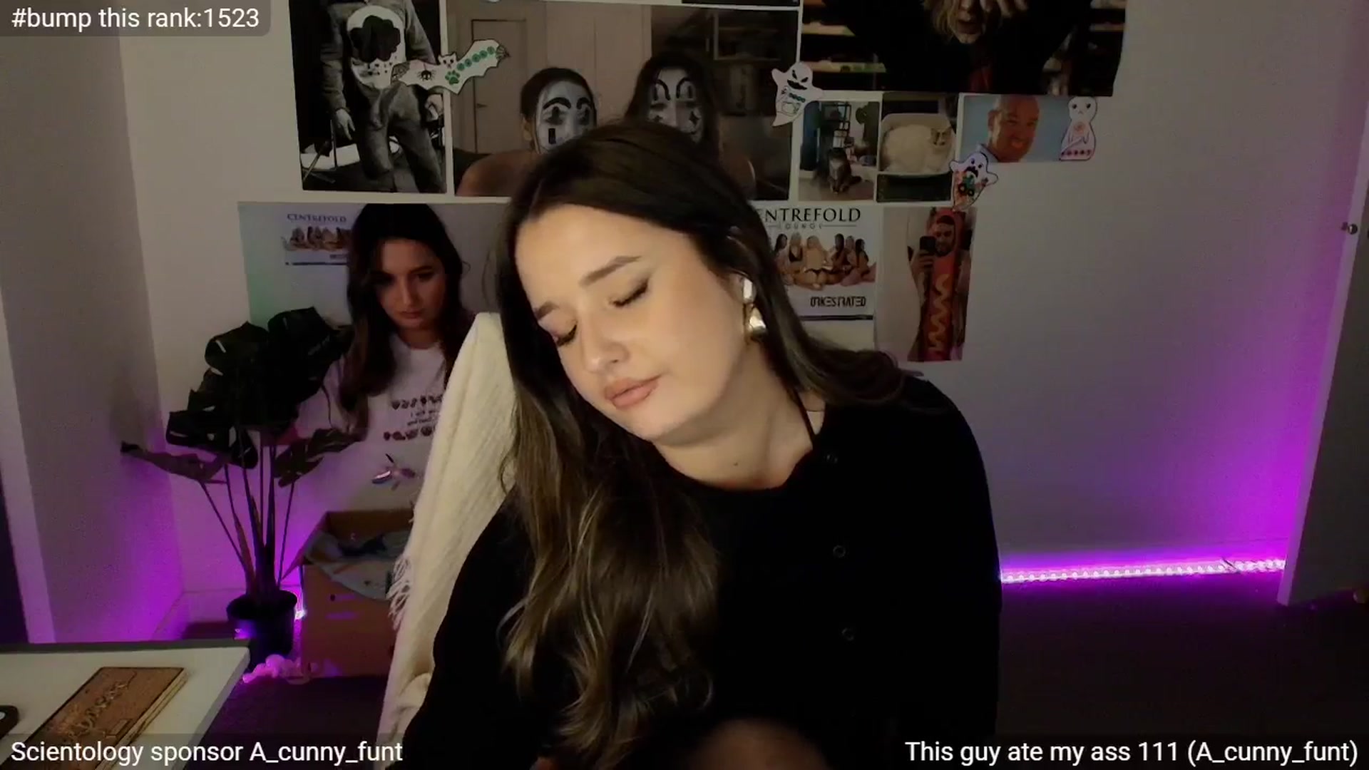 Gallery image thumbnail from StonksRoom's myfreecams stream on, 05/26/2025, 12:35 image 7 of 20
