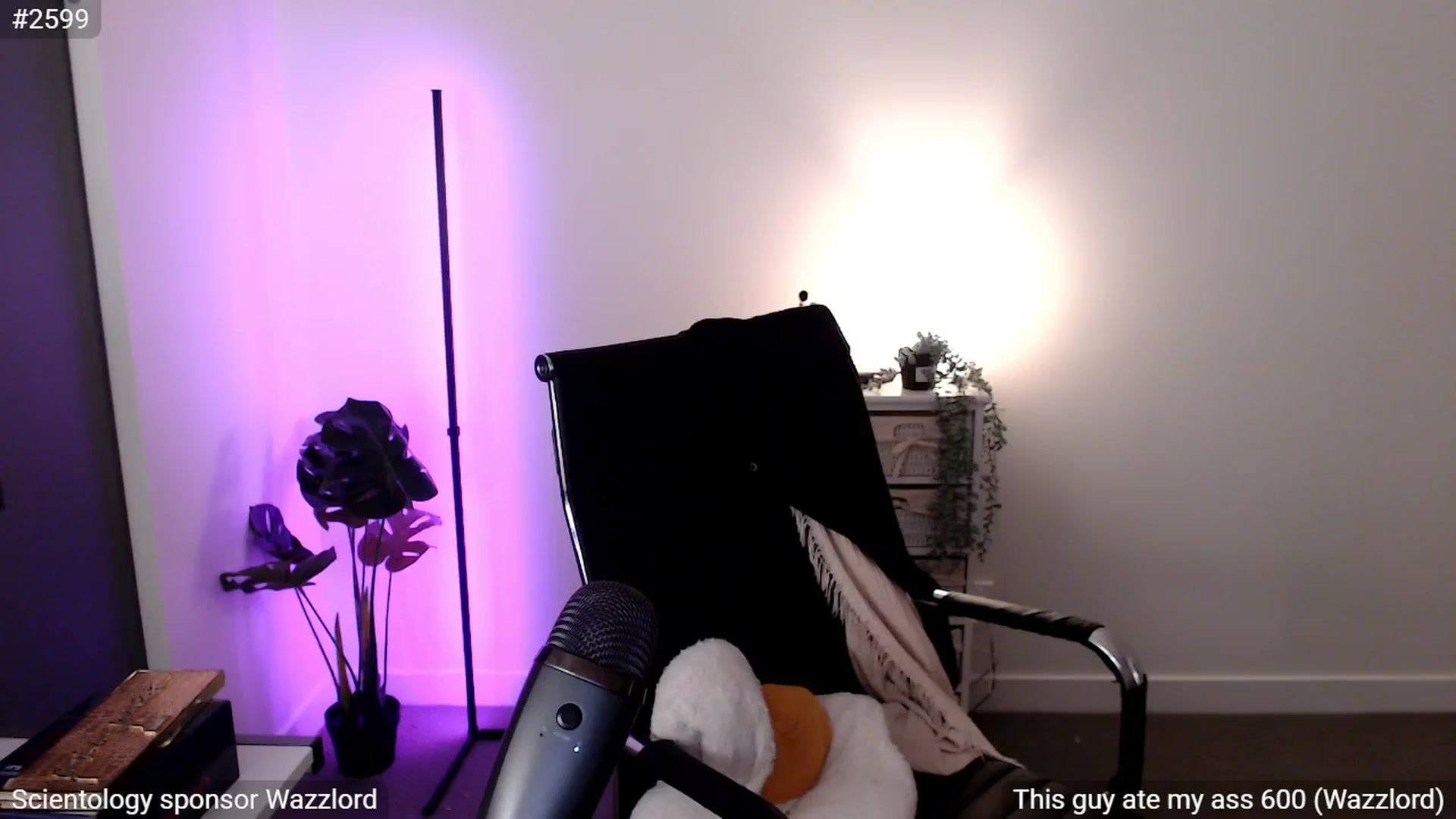 Gallery image thumbnail from StonksRoom's myfreecams stream on, 09/26/2025, 17:31 image 7 of 20
