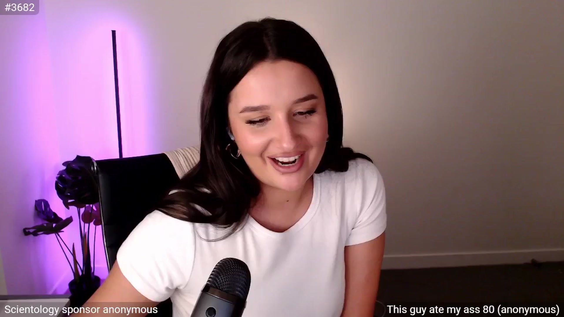Gallery image thumbnail from StonksRoom's myfreecams stream on, 10/02/2025, 14:32 image 3 of 20