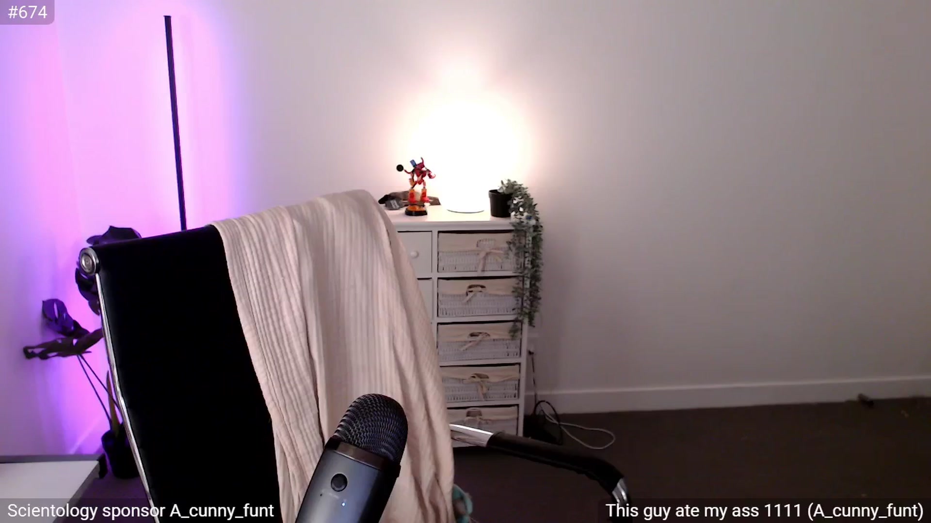 Gallery image thumbnail from StonksRoom's myfreecams stream on, 10/02/2025, 14:32 image 19 of 20