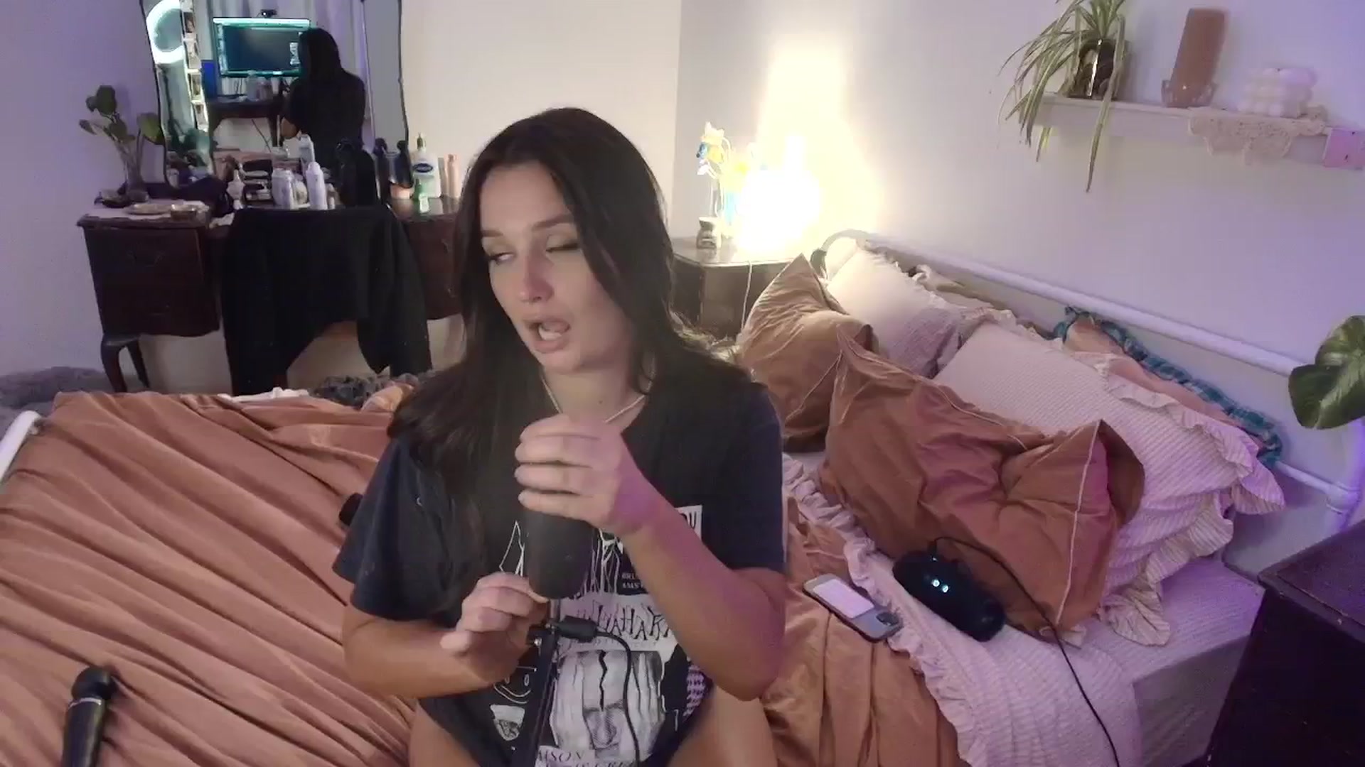 Gallery image thumbnail from StonksRoom's myfreecams stream on, 12/28/2025, 15:20 image 5 of 20