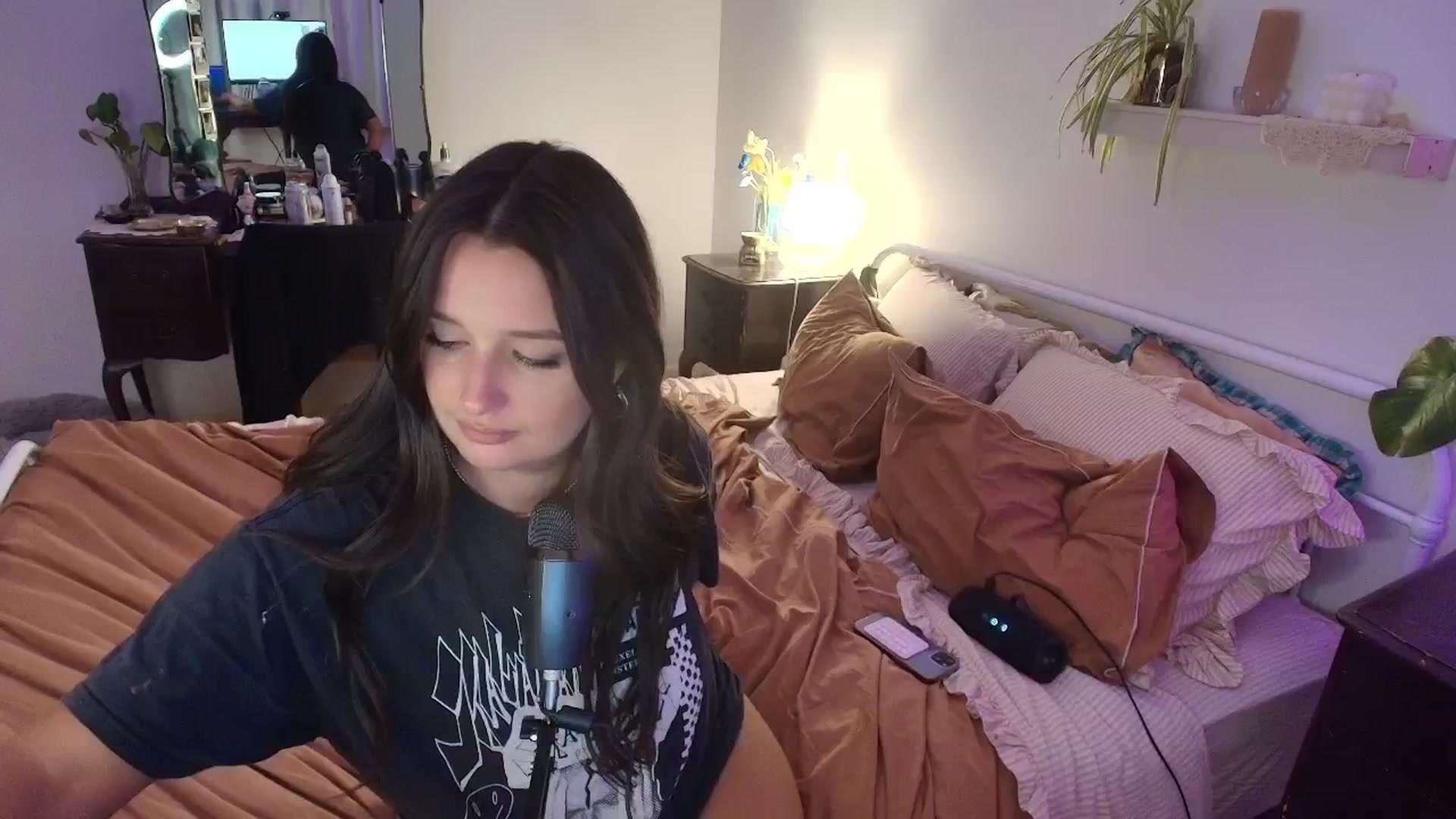 Gallery image thumbnail from StonksRoom's myfreecams stream on, 12/28/2025, 15:20 image 2 of 20