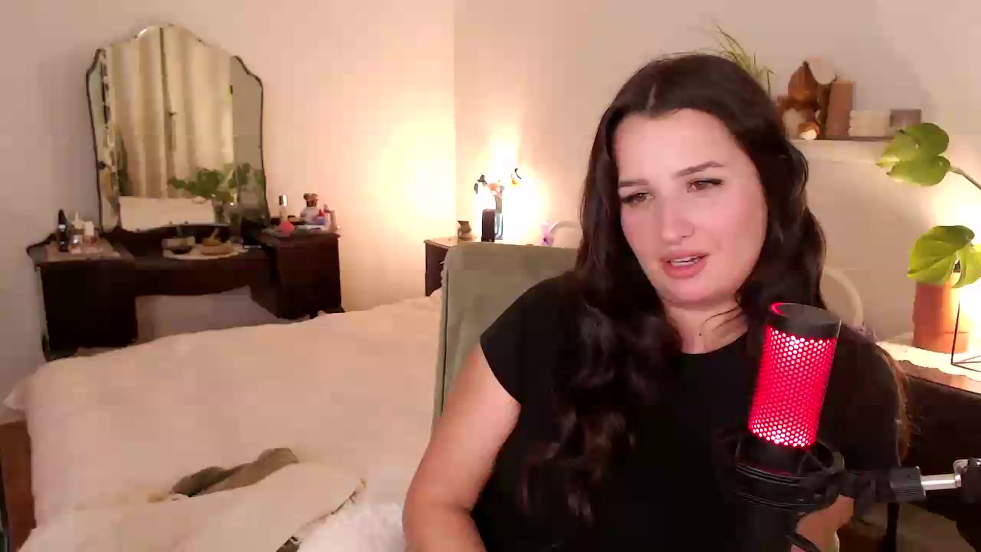 Gallery image thumbnail from StonksRoom's myfreecams stream on, 07/22/2026, 13:07 image 11 of 20