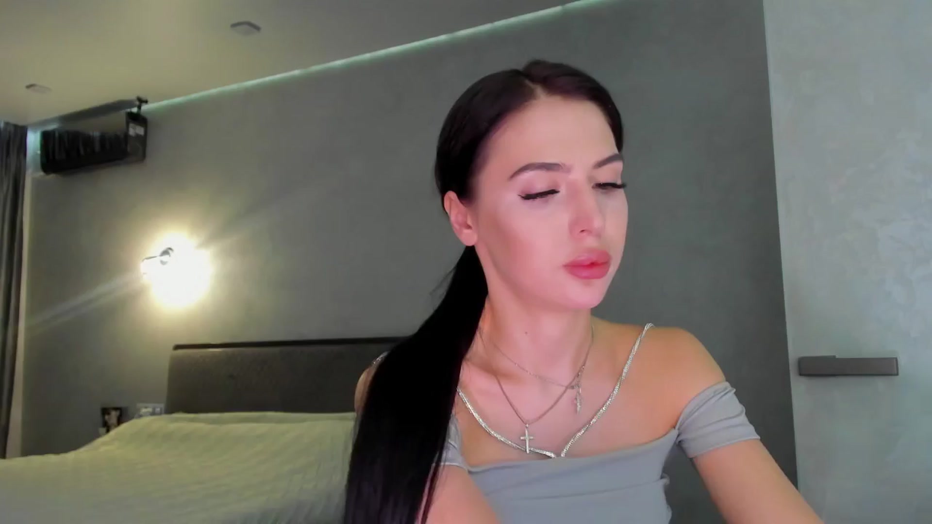 Gallery image thumbnail from StormK's myfreecams stream on, 04/13/2024, 20:47 image 15 of 20
