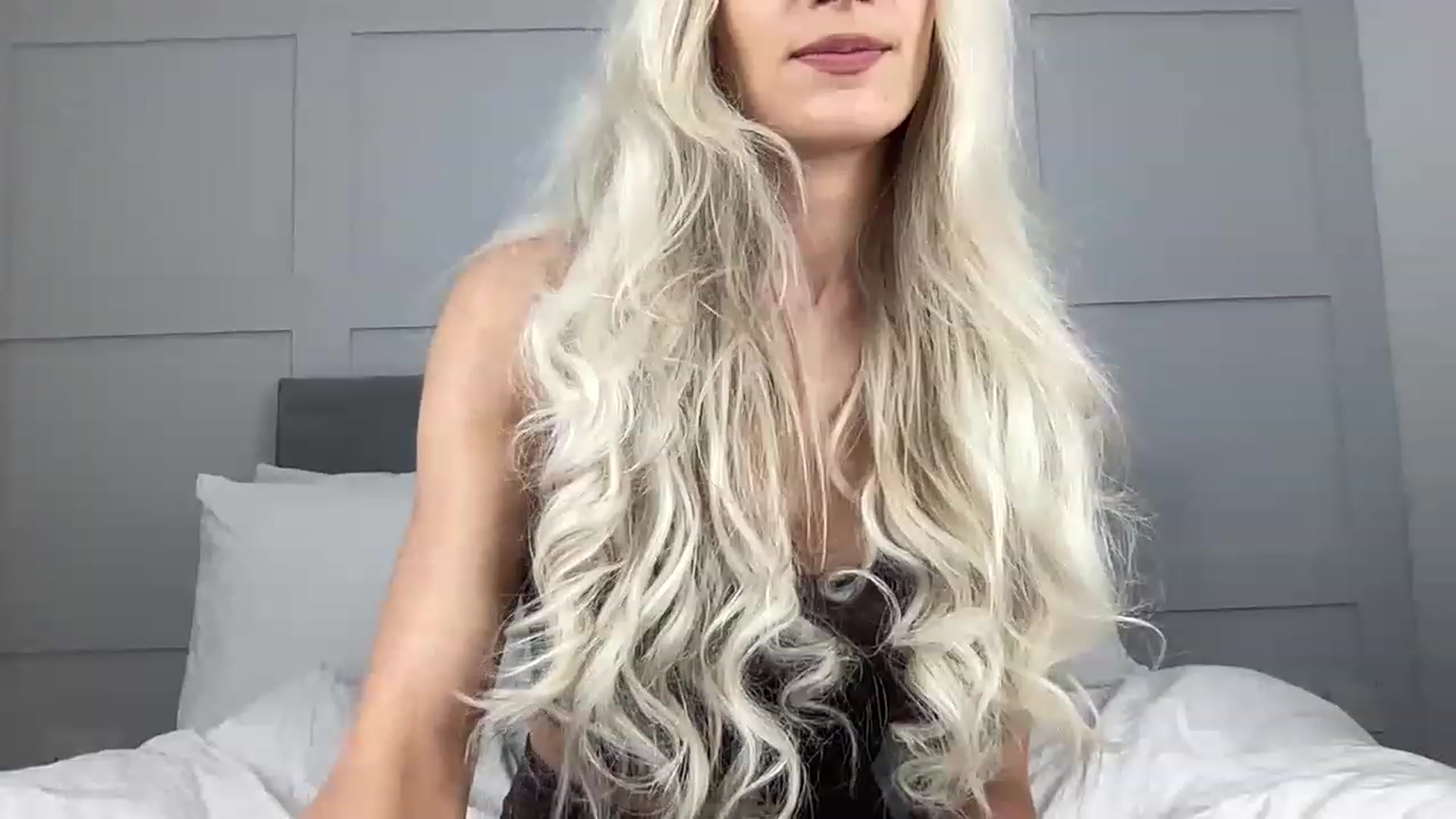 Gallery image thumbnail from Stormi_Mack_x's myfreecams stream on, 03/20/2023, 09:12 image 10 of 20