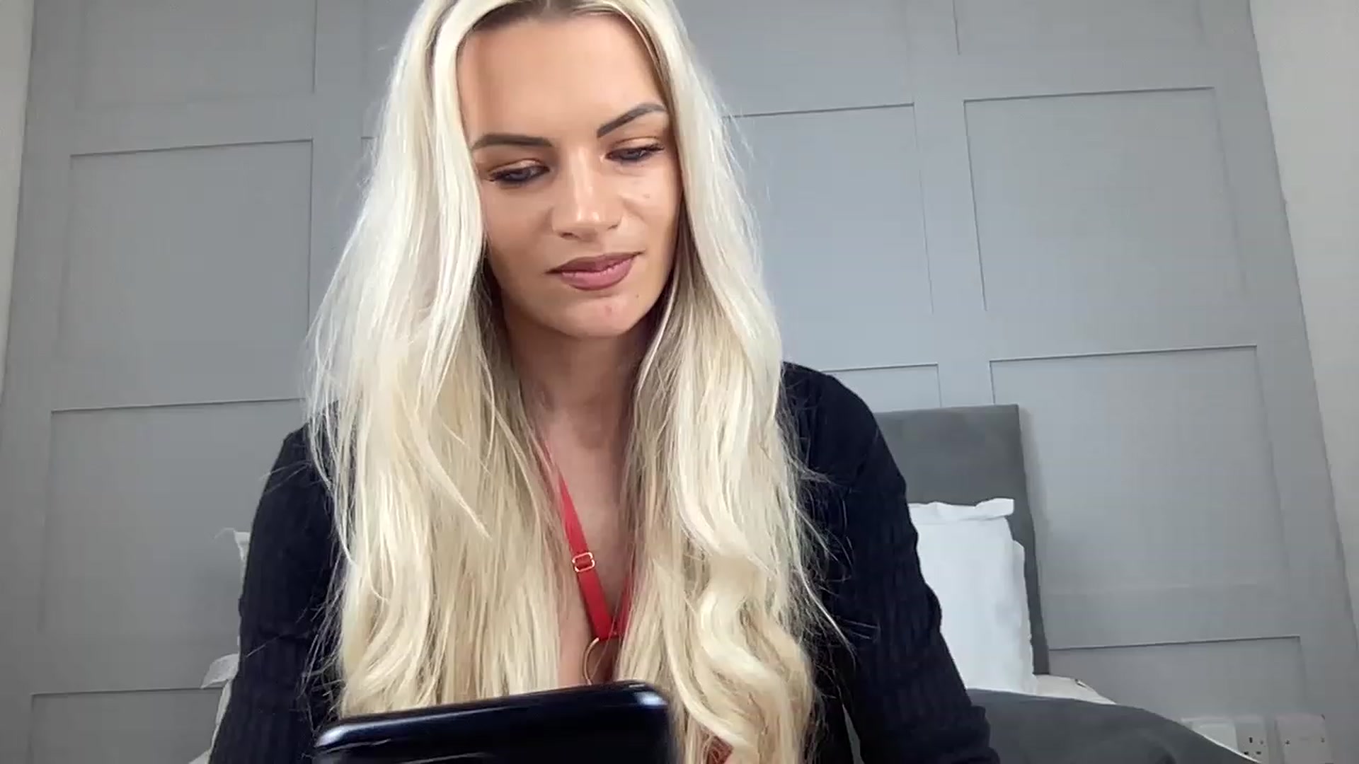 Gallery image thumbnail from Stormi_Mack_x's myfreecams stream on, 04/02/2023, 08:57 image 10 of 20