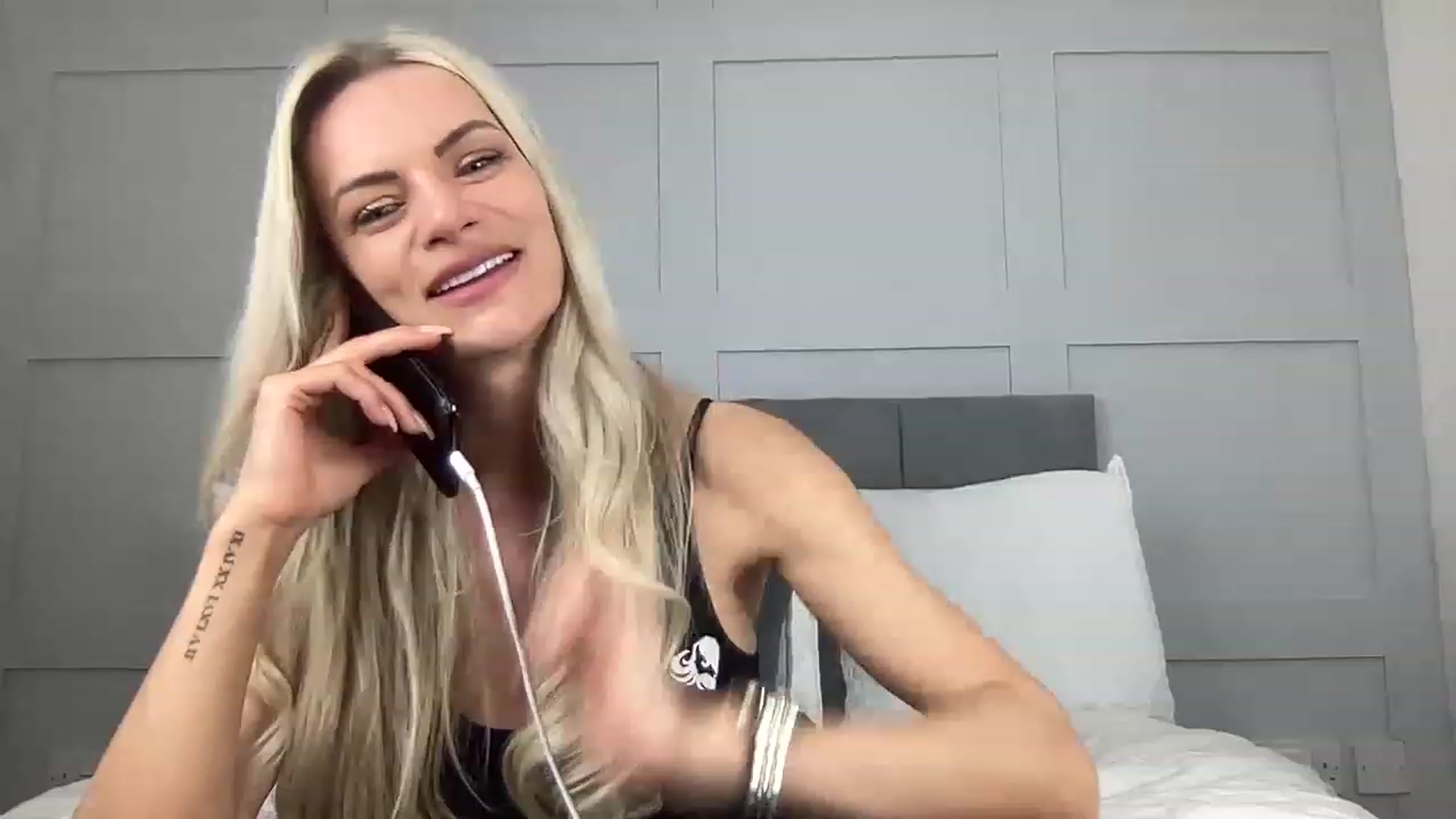 Gallery image thumbnail from Stormi_Mack_x's myfreecams stream on, 04/15/2023, 18:38 image 2 of 20