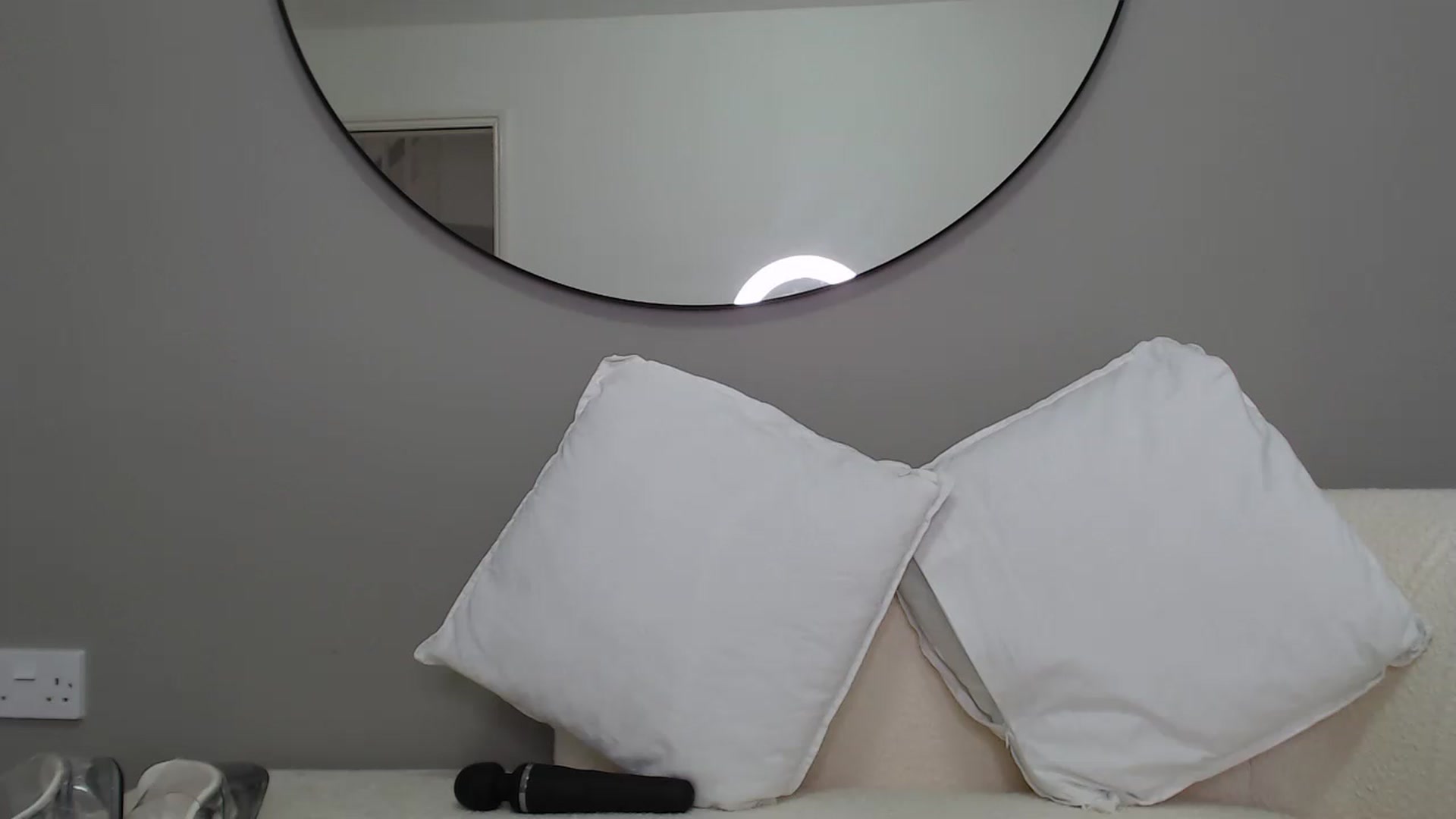 Gallery image thumbnail from Stormi_Mack_x's myfreecams stream on, 06/23/2024, 09:25 image 9 of 20