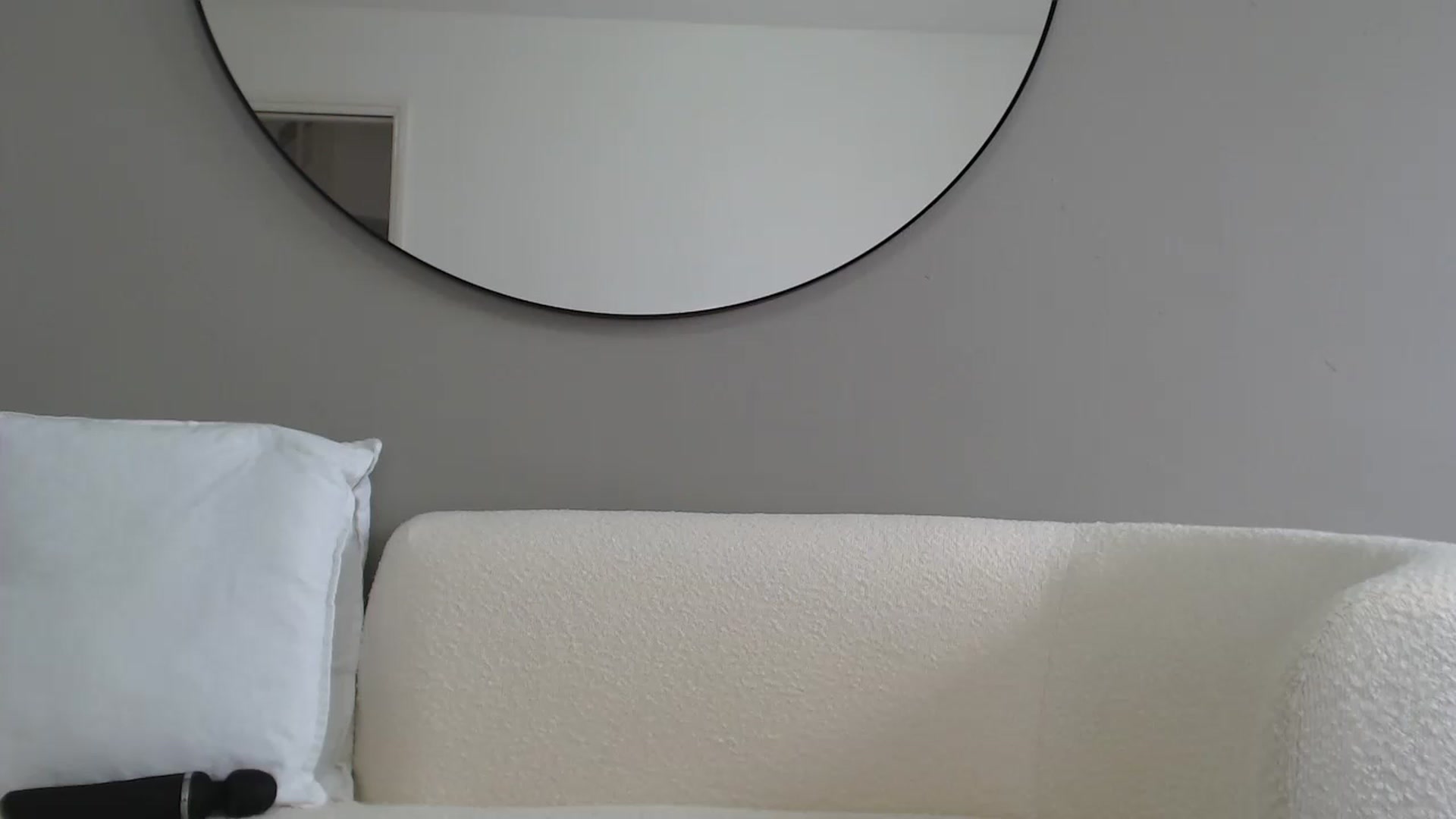 Gallery image thumbnail from Stormi_Mack_x's myfreecams stream on, 07/03/2024, 12:17 image 14 of 20