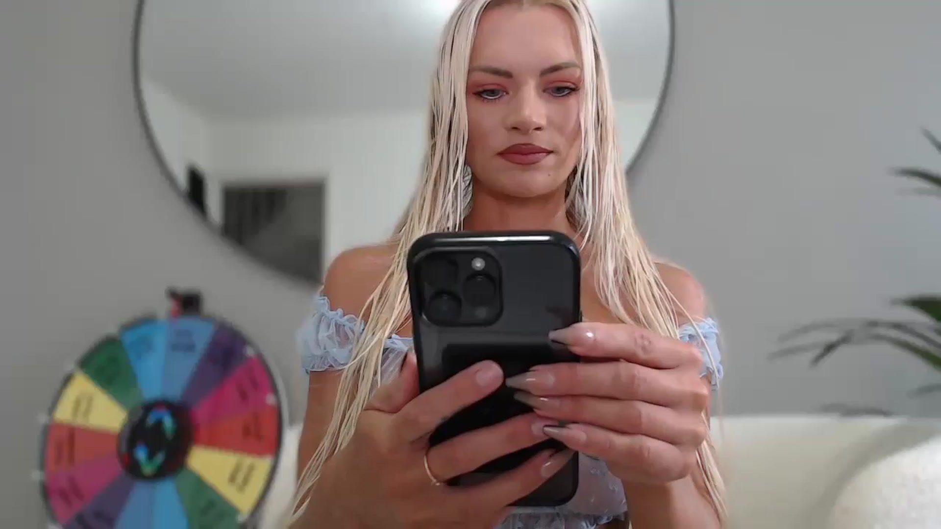 Gallery image thumbnail from Stormi_Mack_x's myfreecams stream on, 08/03/2024, 08:02 image 2 of 20