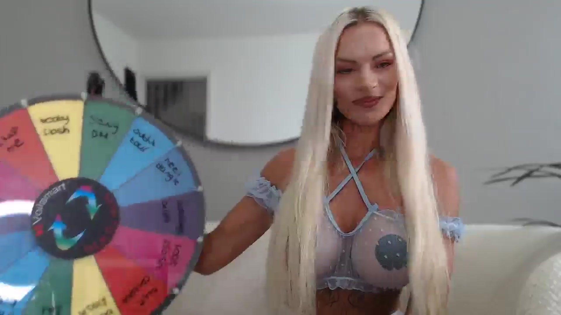Gallery image thumbnail from Stormi_Mack_x's myfreecams stream on, 08/03/2024, 09:44 image 9 of 20
