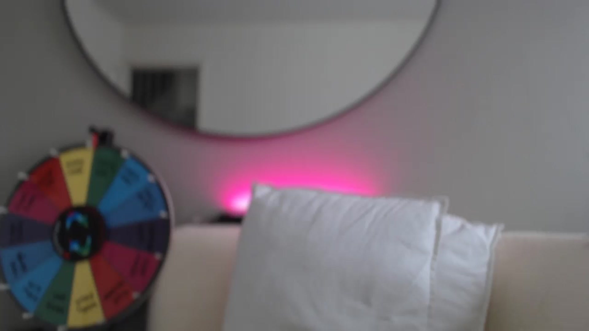 Gallery image thumbnail from Stormi_Mack_x's myfreecams stream on, 08/14/2024, 14:45 image 18 of 20