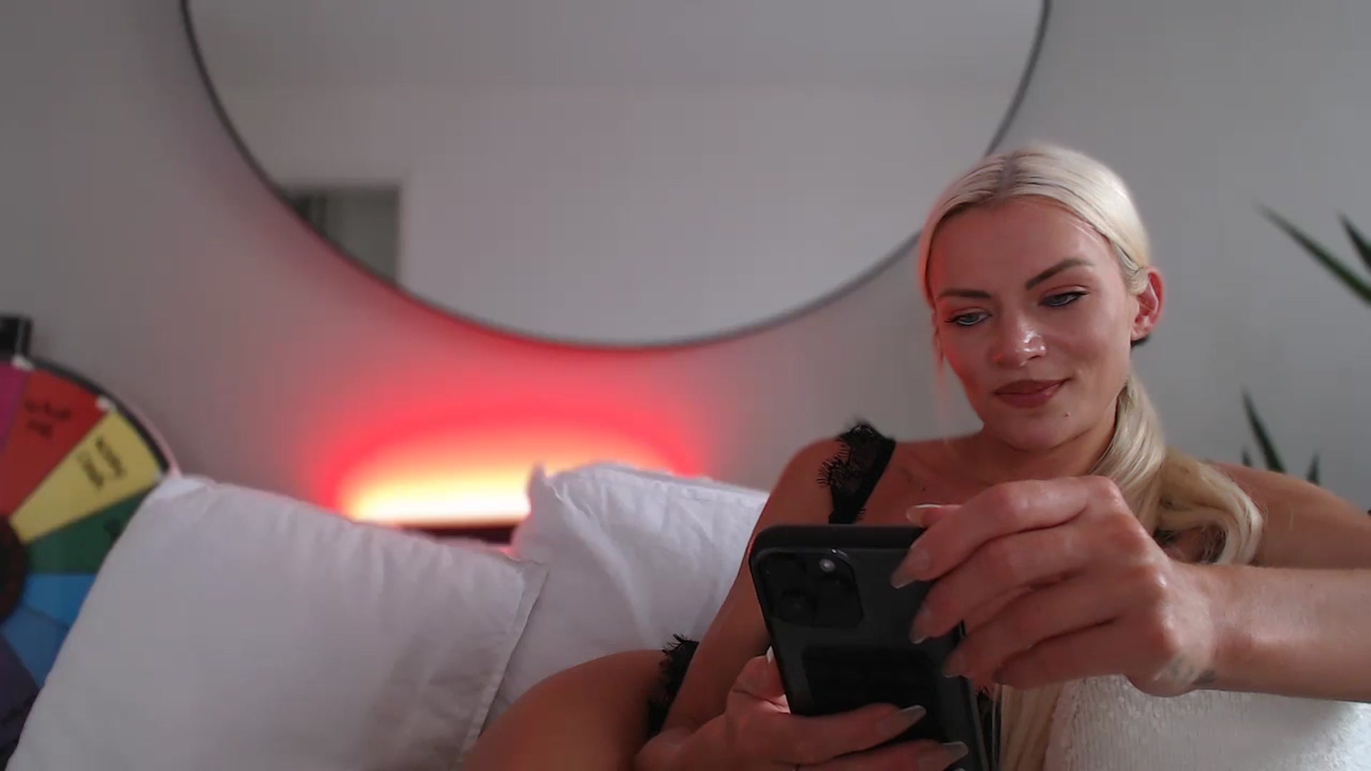 Gallery image thumbnail from Stormi_Mack_x's myfreecams stream on, 08/23/2024, 14:34 image 2 of 20