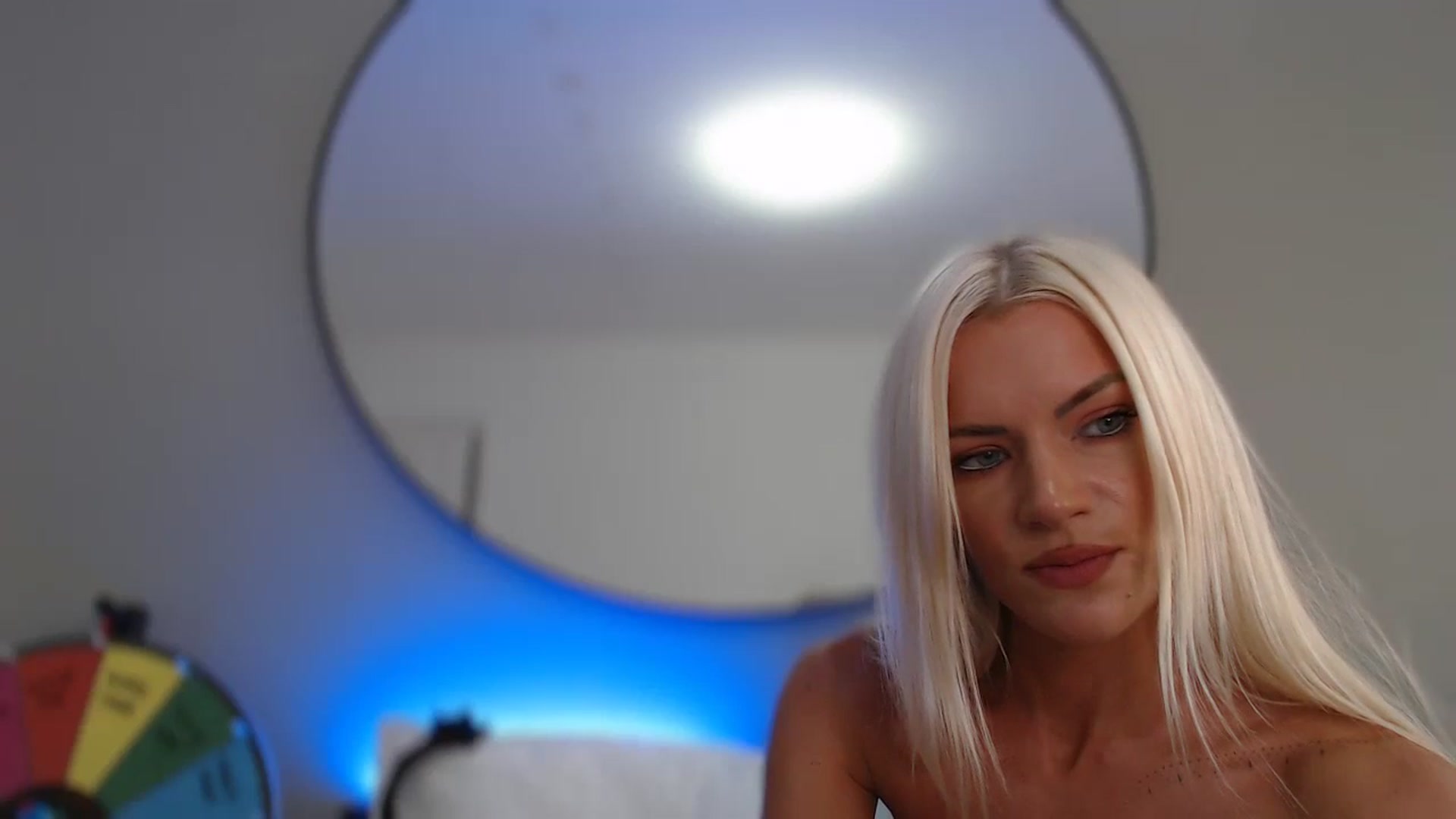 Gallery image thumbnail from Stormi_Mack_x's myfreecams stream on, 08/28/2024, 16:30 image 13 of 20