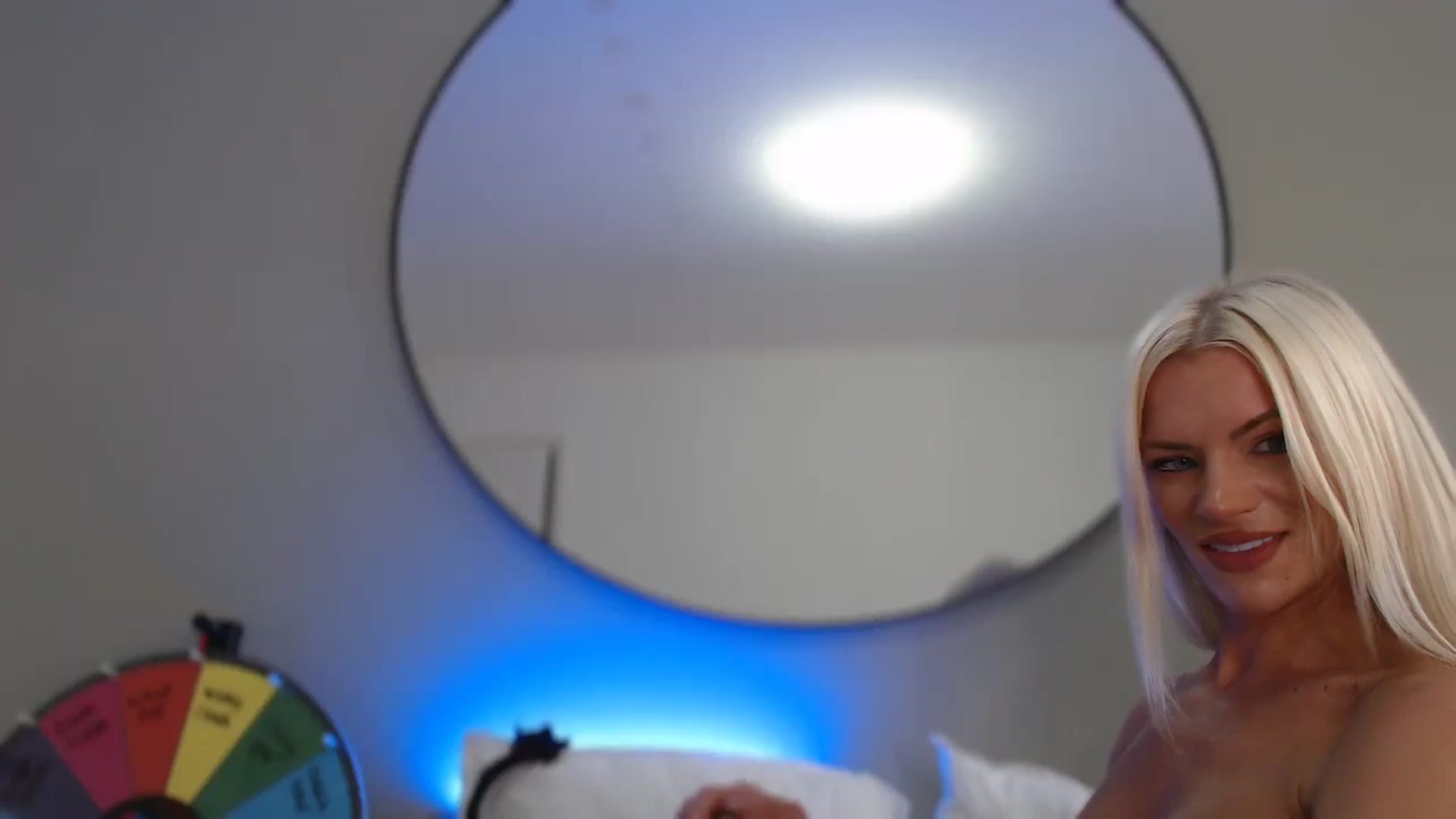 Gallery image thumbnail from Stormi_Mack_x's myfreecams stream on, 08/28/2024, 16:30 image 8 of 20