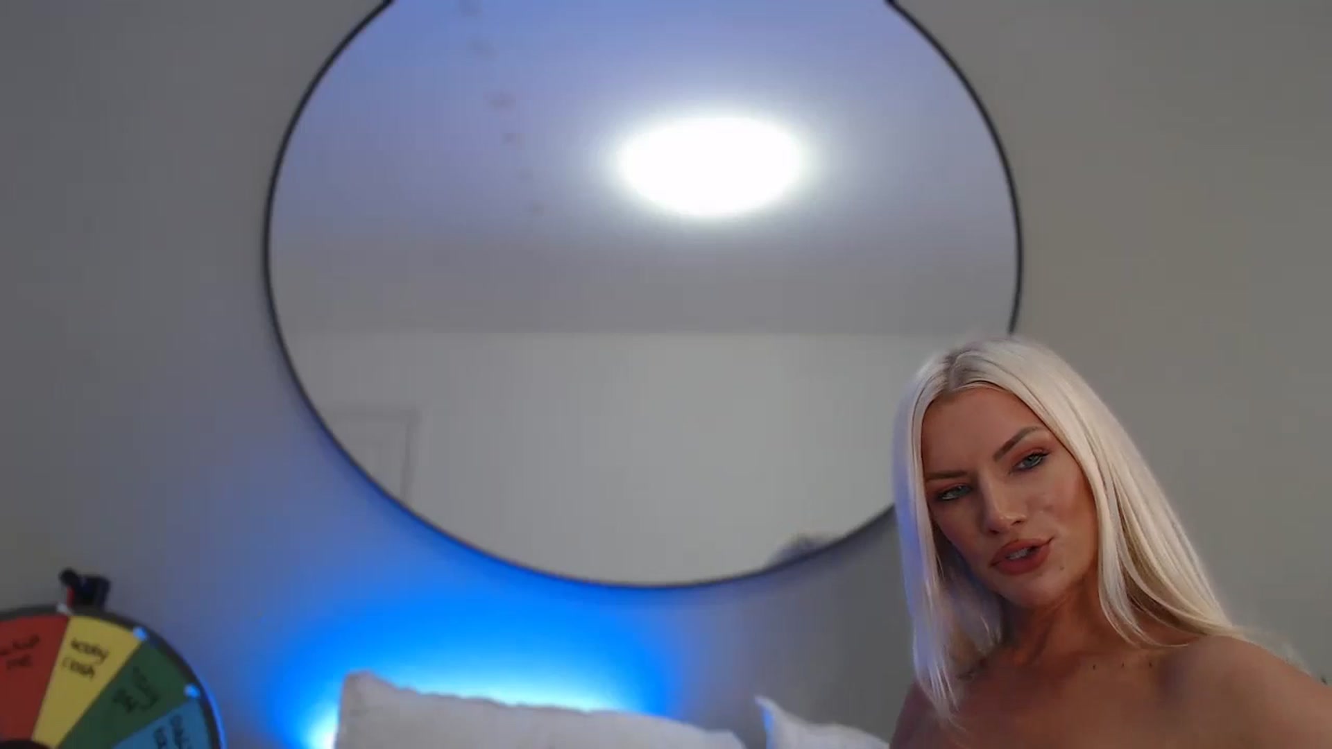 Gallery image thumbnail from Stormi_Mack_x's myfreecams stream on, 08/28/2024, 16:57 image 5 of 20
