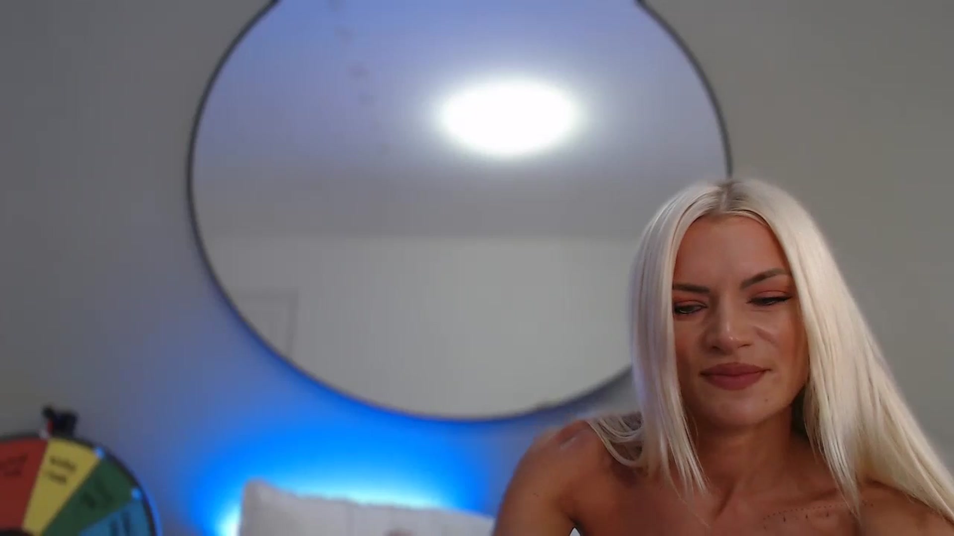 Gallery image thumbnail from Stormi_Mack_x's myfreecams stream on, 08/28/2024, 16:57 image 4 of 20