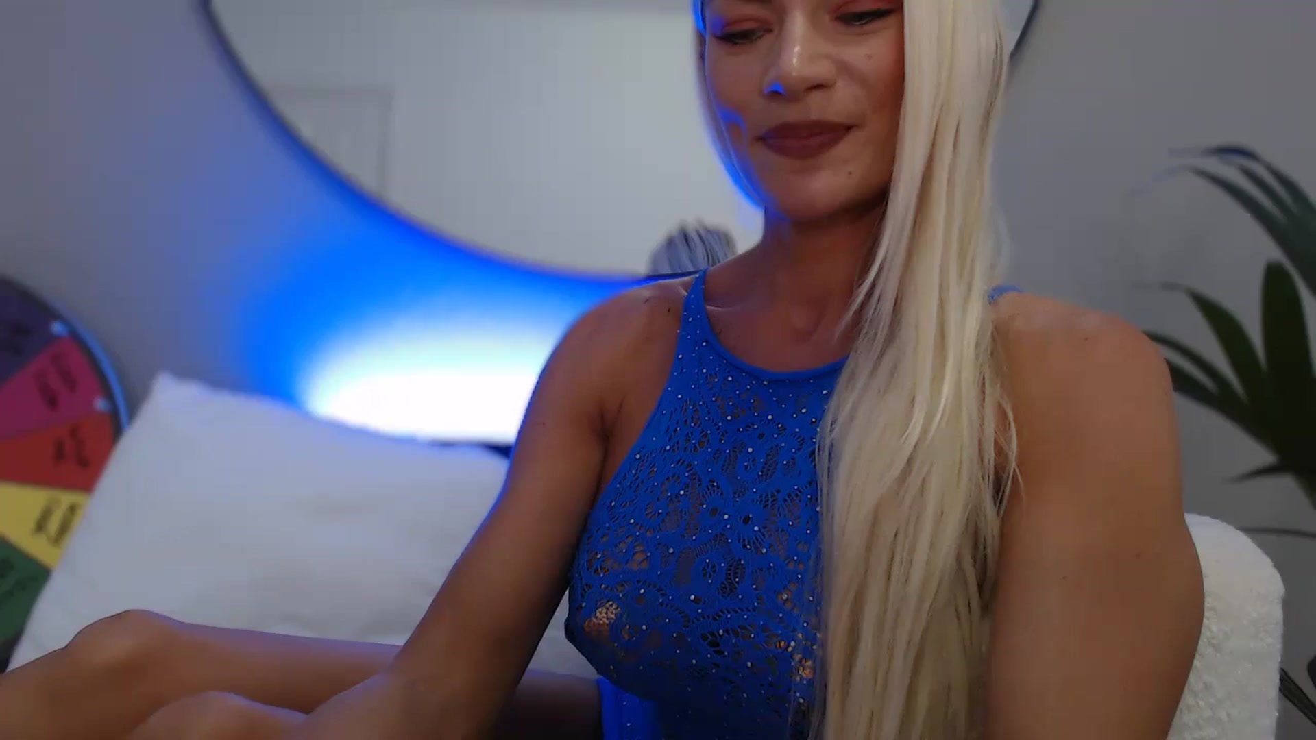 Gallery image thumbnail from Stormi_Mack_x's myfreecams stream on, 09/23/2024, 16:35 image 16 of 20