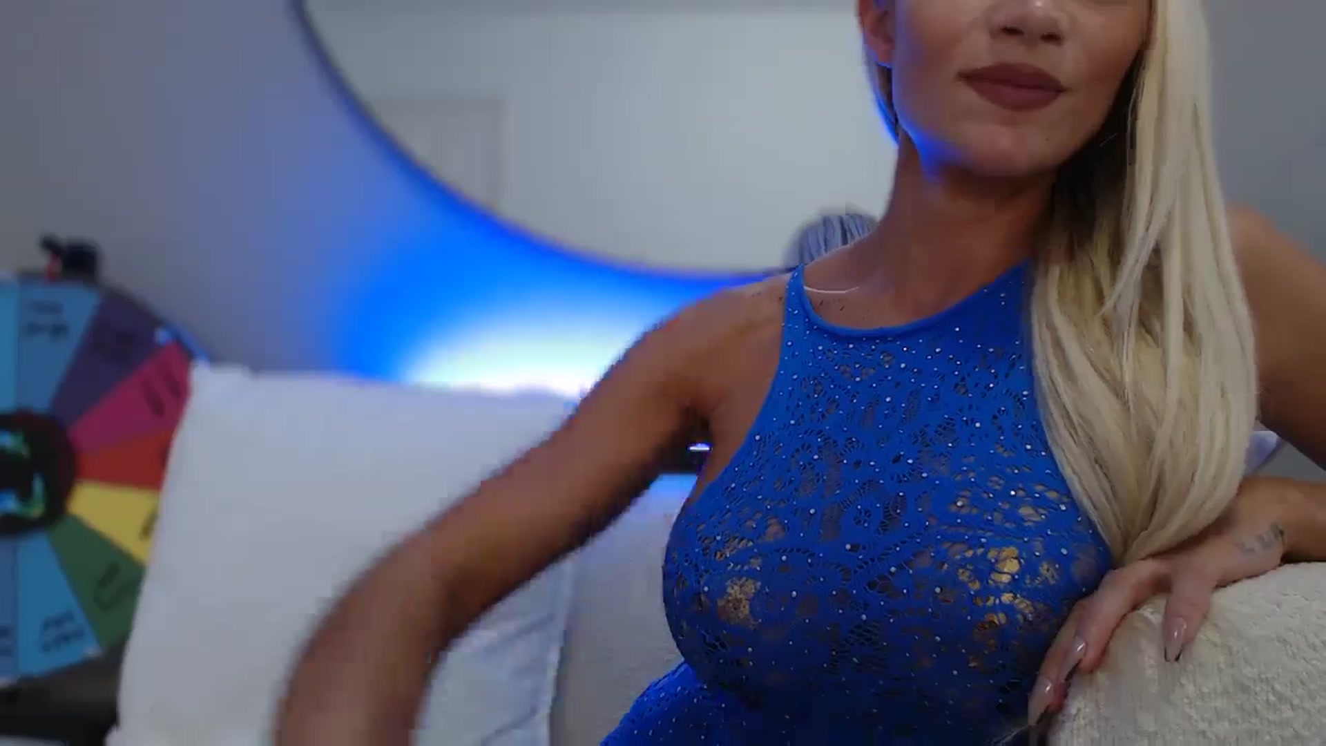 Gallery image thumbnail from Stormi_Mack_x's myfreecams stream on, 09/23/2024, 17:04 image 6 of 20